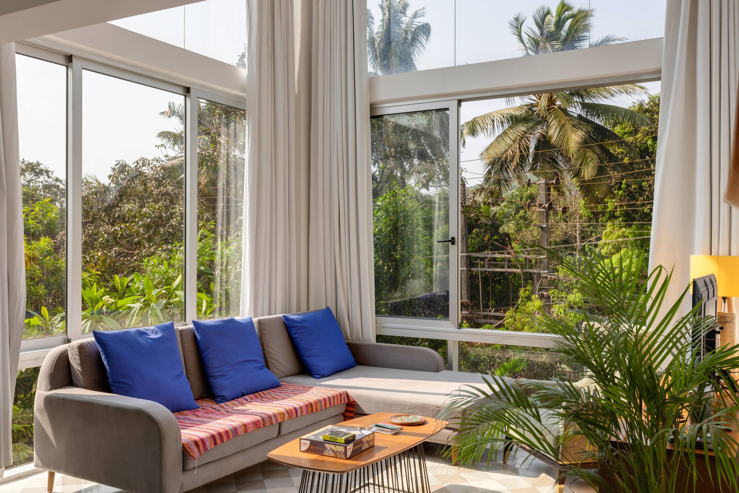 Spacious Duplex Glass House with Pool in Siolim 12