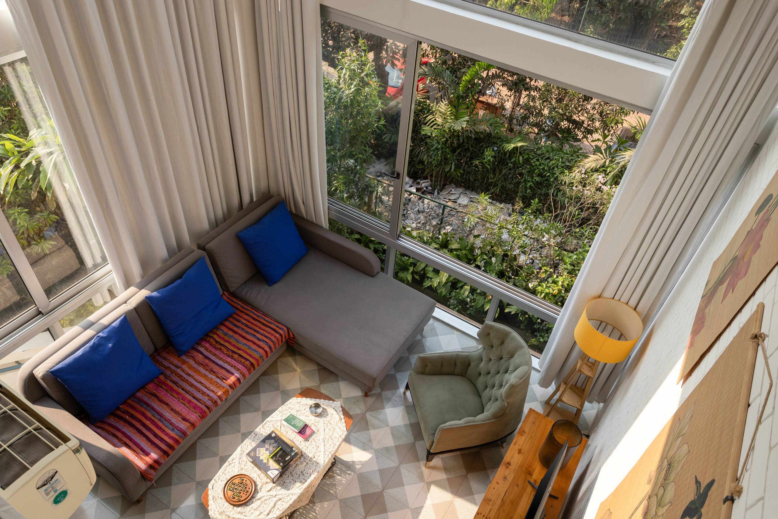 Spacious Duplex Glass House with Pool in Siolim 16