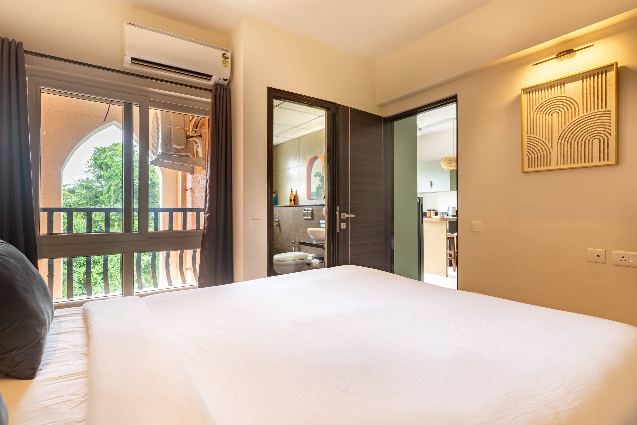 Zomestays Siolim|Apartment-Pool-Gym 16