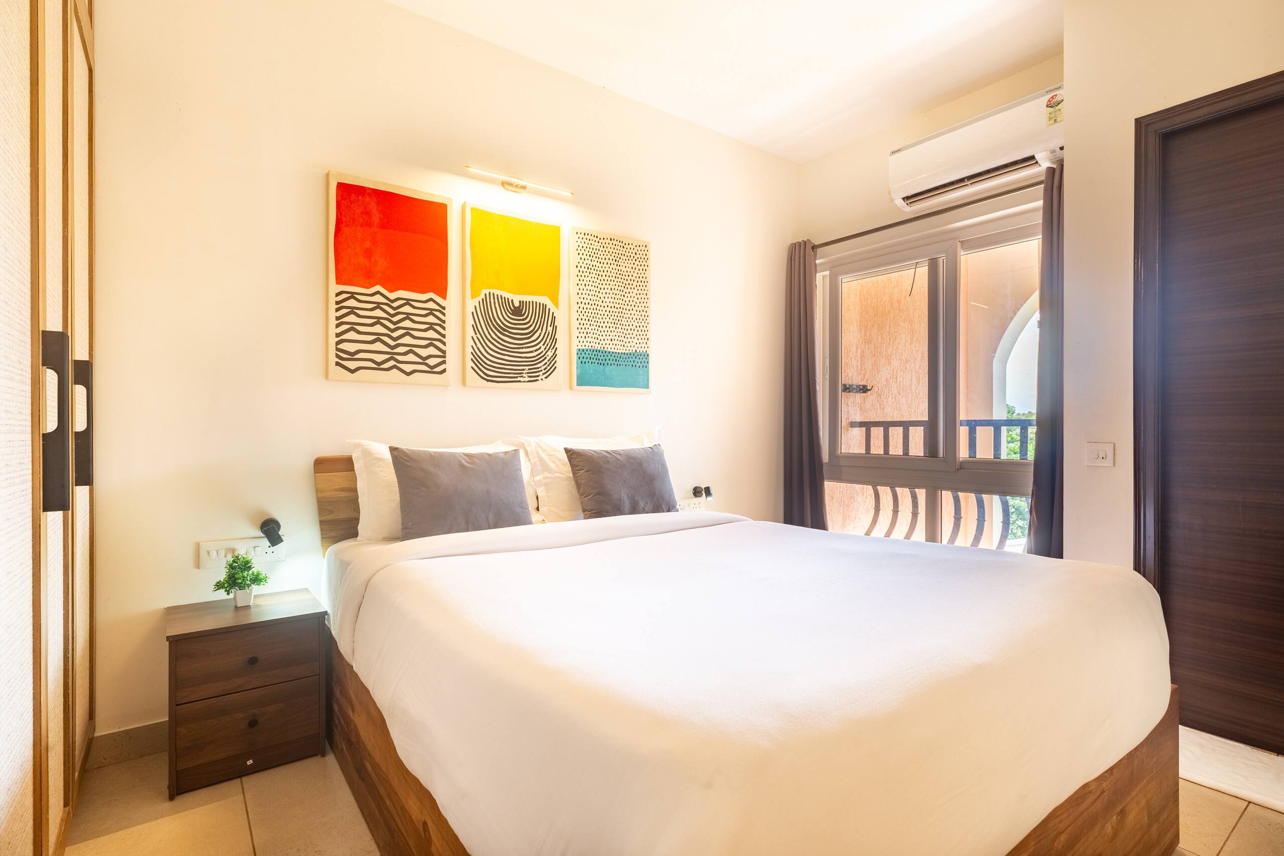 Zomestays Siolim|Apartment-Pool-Gym 8