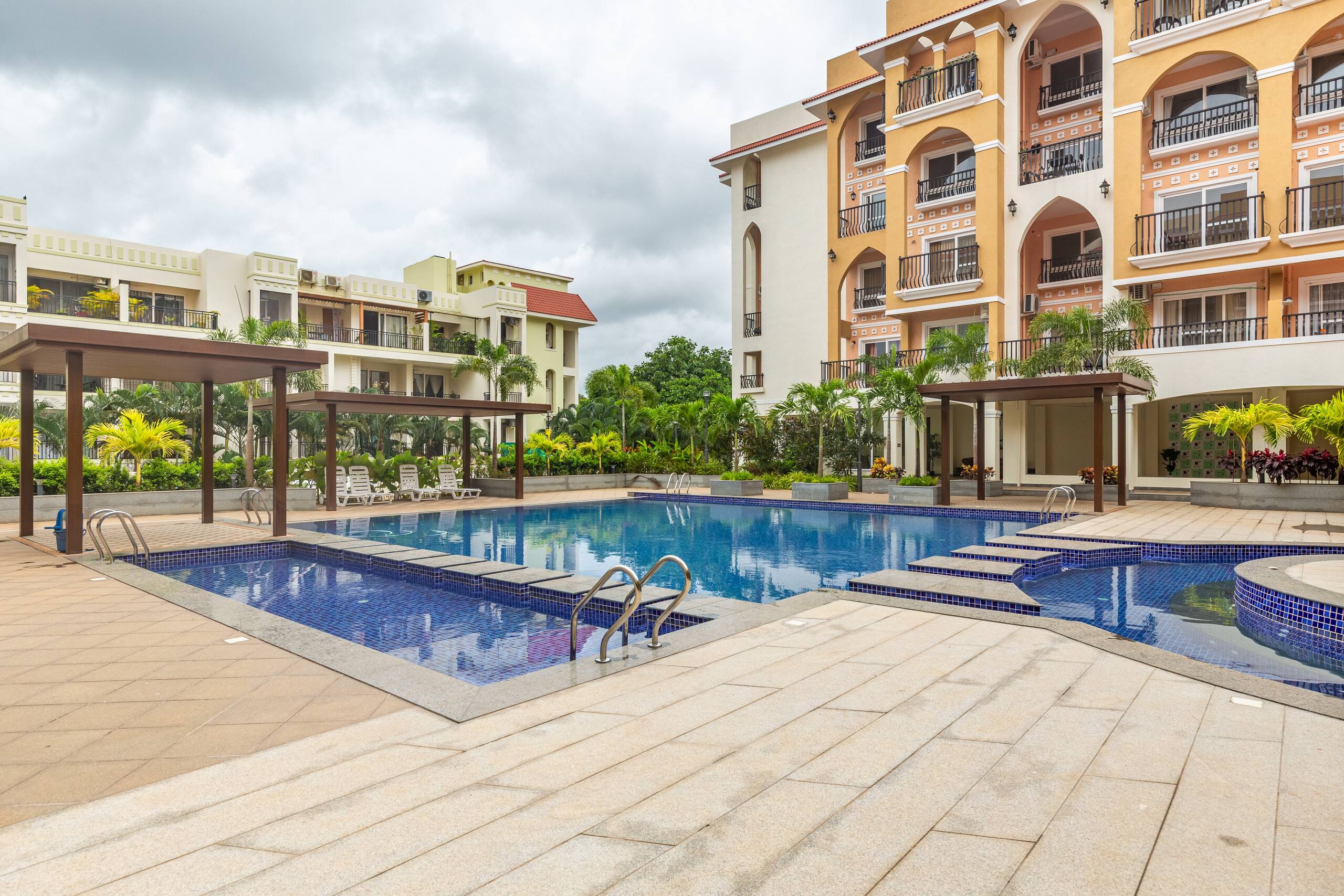 Zomestays Siolim|Apartment-Pool-Gym 27