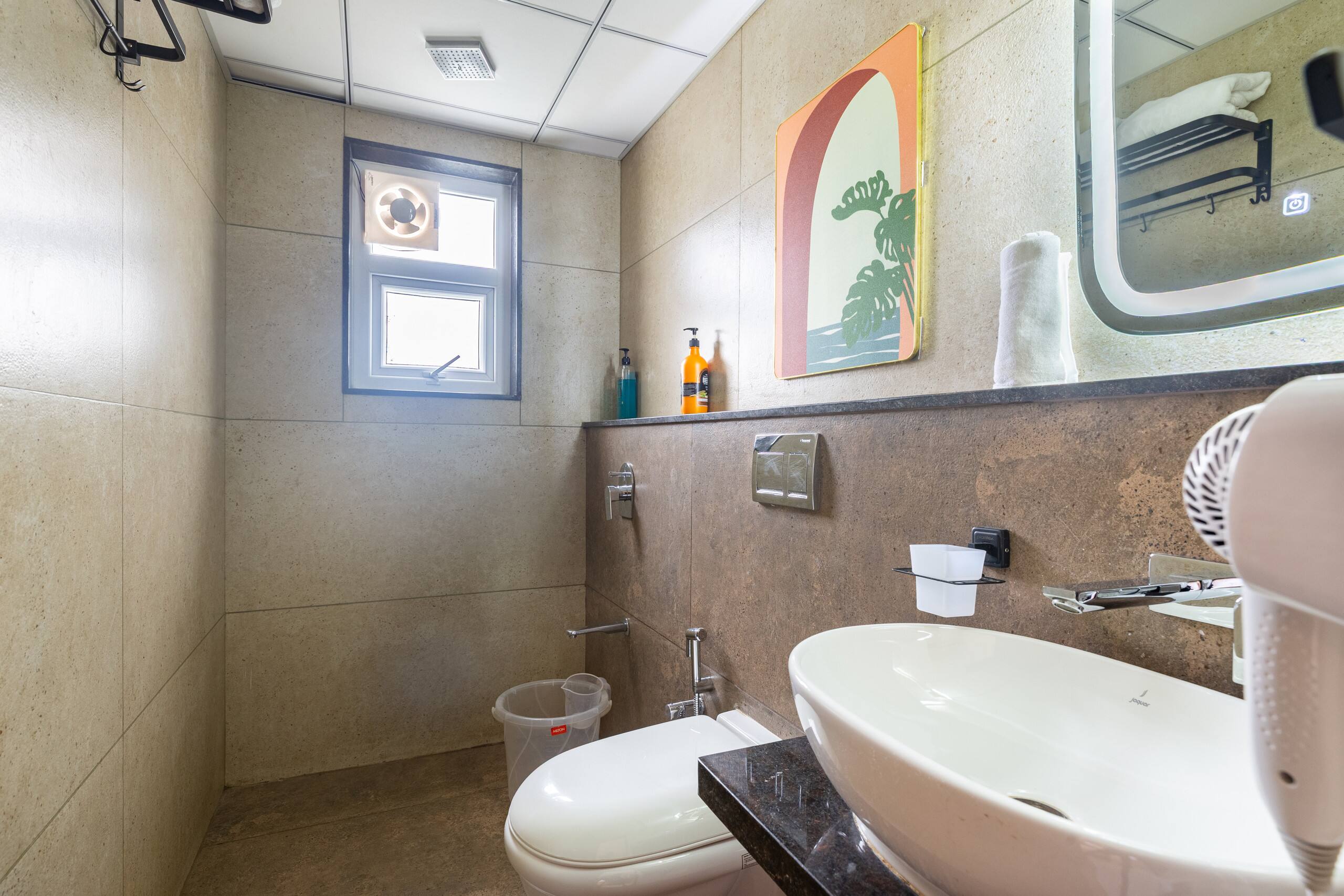 Zomestays Siolim|Apartment-Pool-Gym 19
