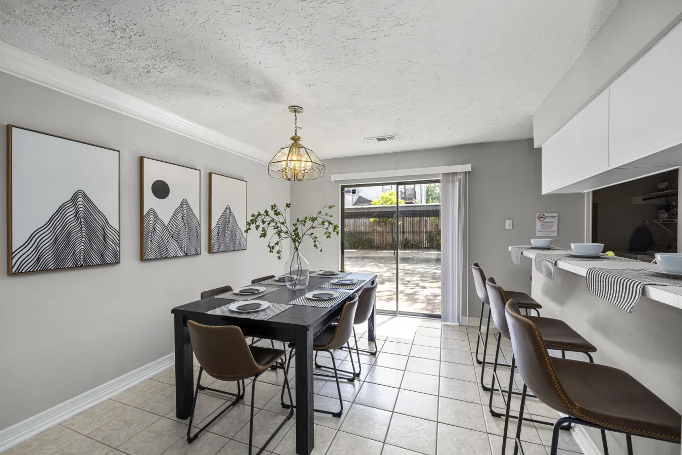 Two Connected Townhomes for 20 Reunions & Teams, Montrose Houston 16