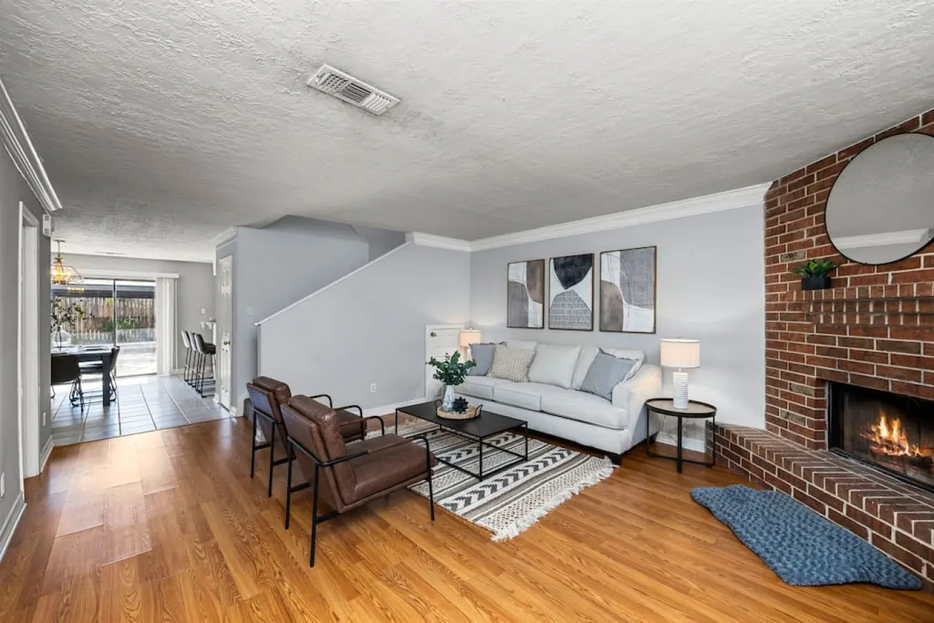 Two Connected Townhomes for 20 Reunions & Teams, Montrose Houston 7
