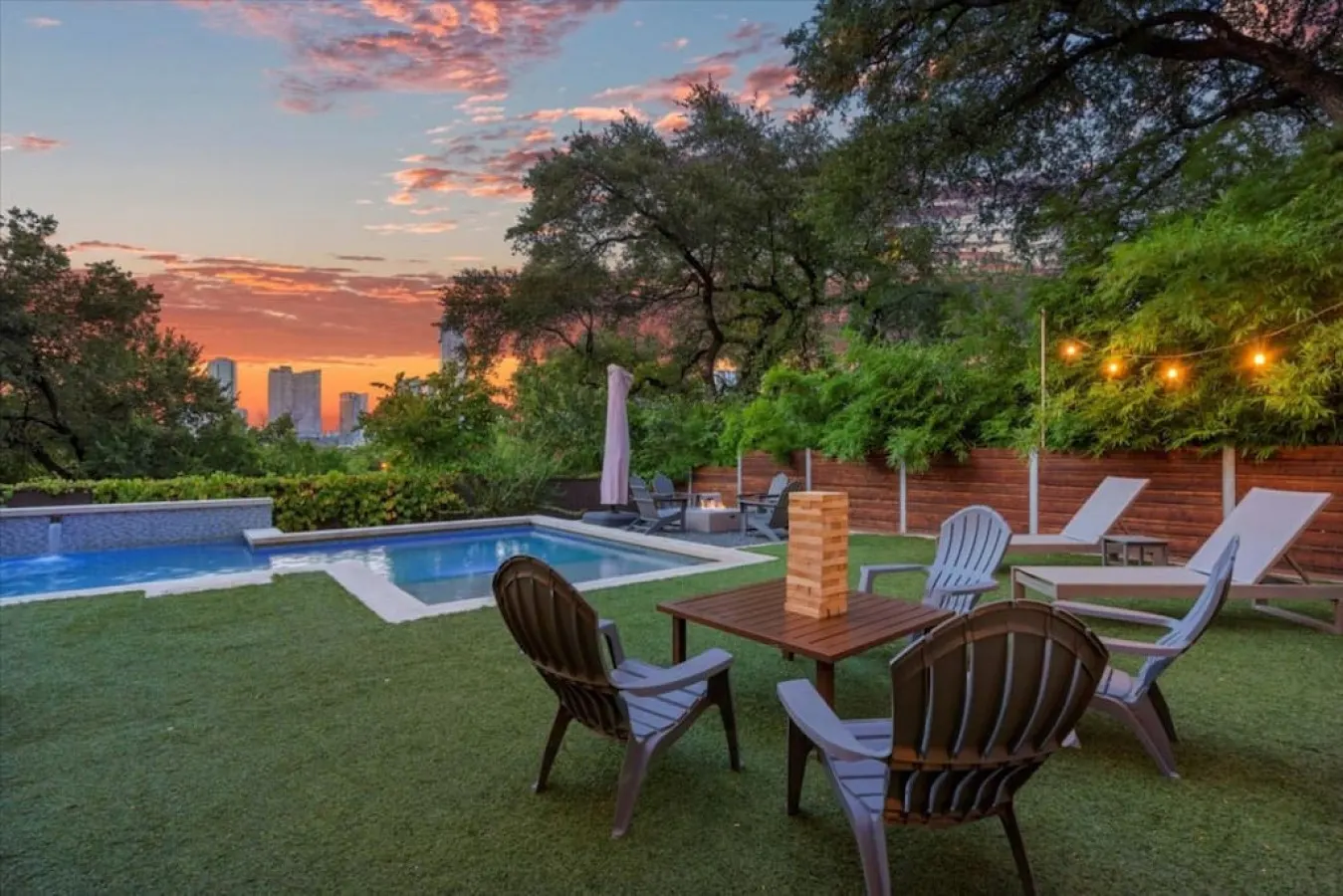 Downtown, Heated Pool, Hot Tub, Gym & Skyline View 15