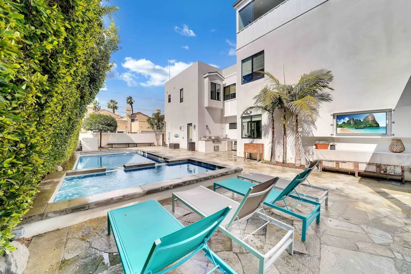 Stunning Ocean Views - 2min Walk To Beach - Private Pool 8
