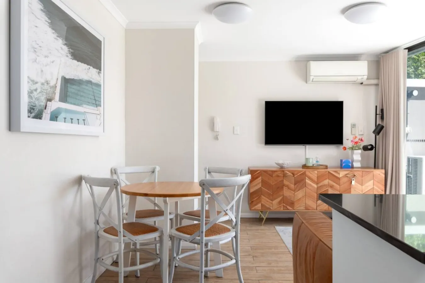 Sub Penthouse with car space near Central Stn 5