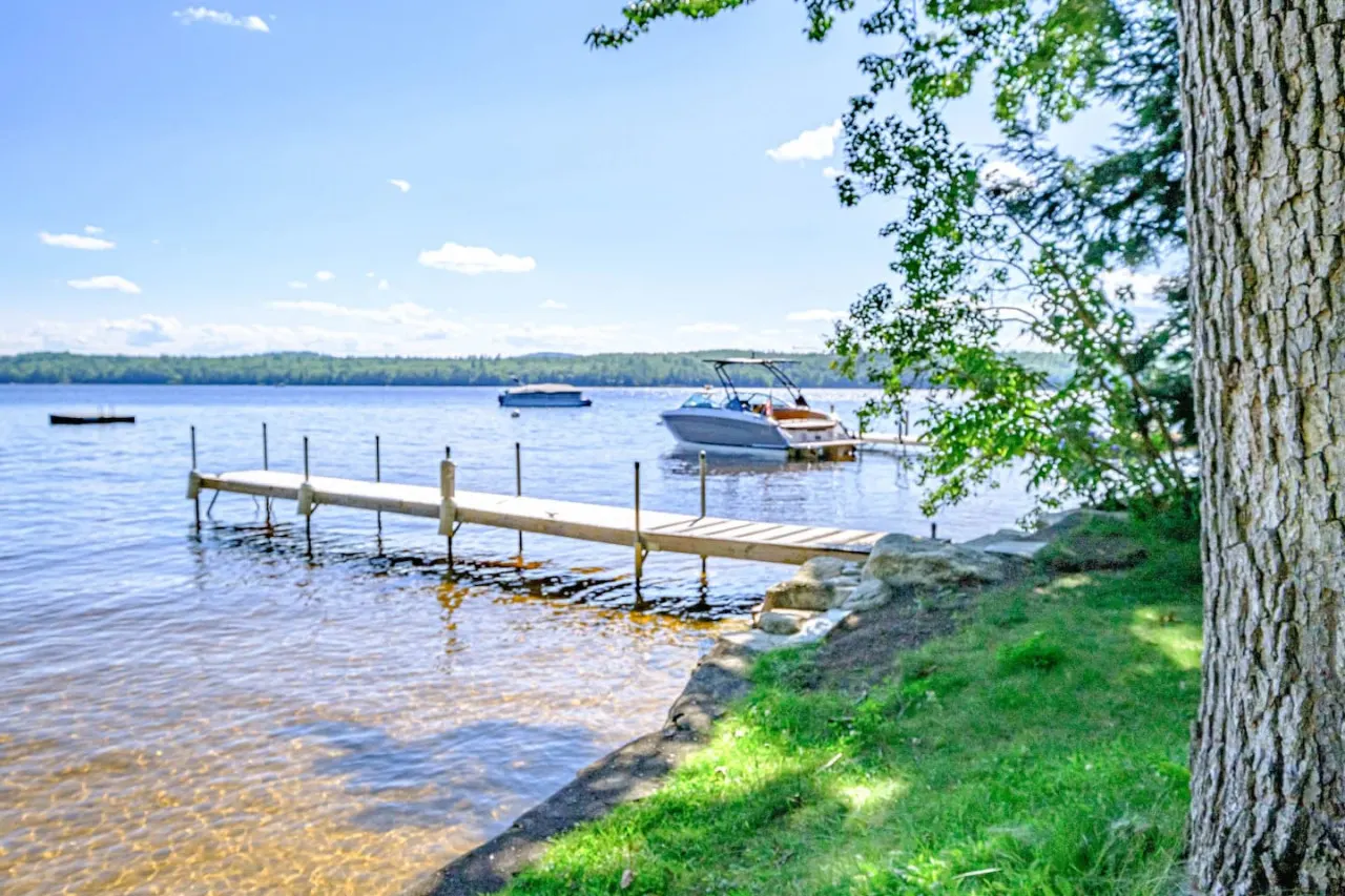 Enchanted Loon Cottage- Waterfront Long Lake Dock Kayaks Ping-Pong 8