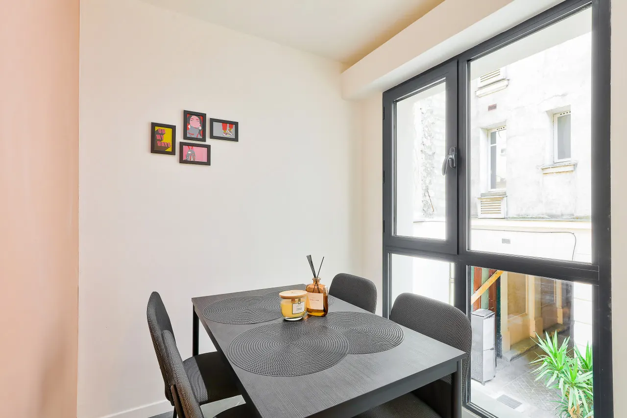 3.Charme Parisien#4Pers#1 chambre#Paris19 4