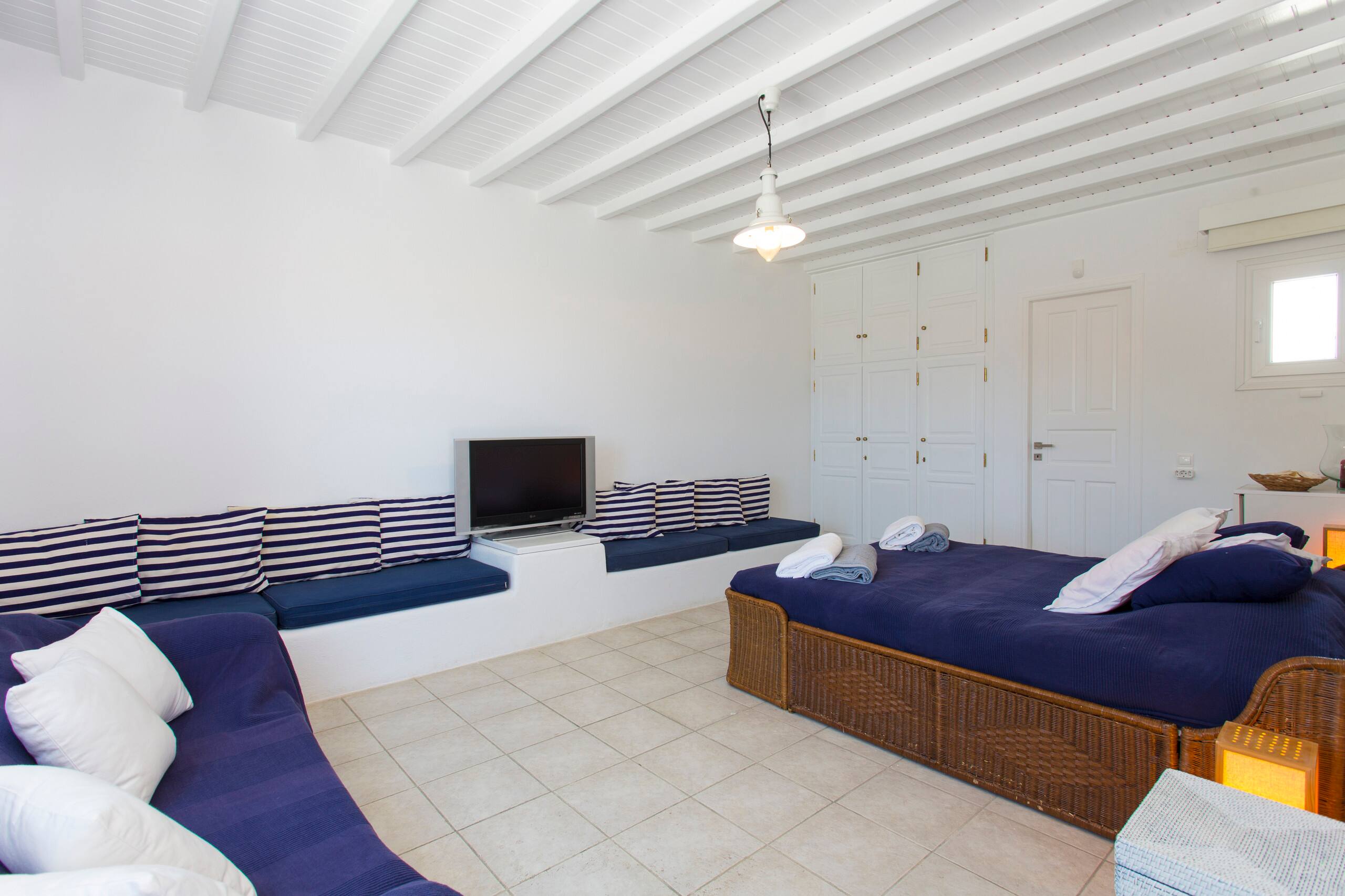 Elia Sea View Luxury Villa 14