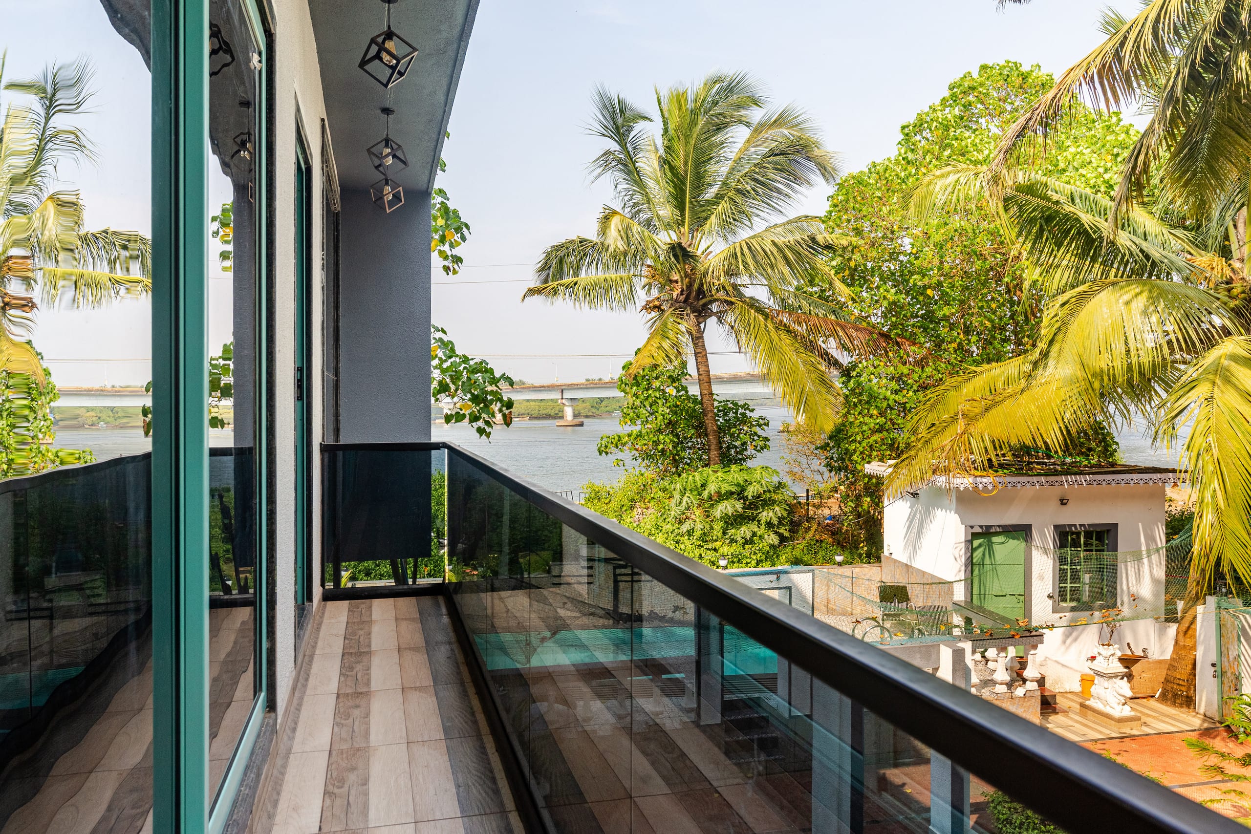4BR Riverview Luxury Villa with Private Pool! 5