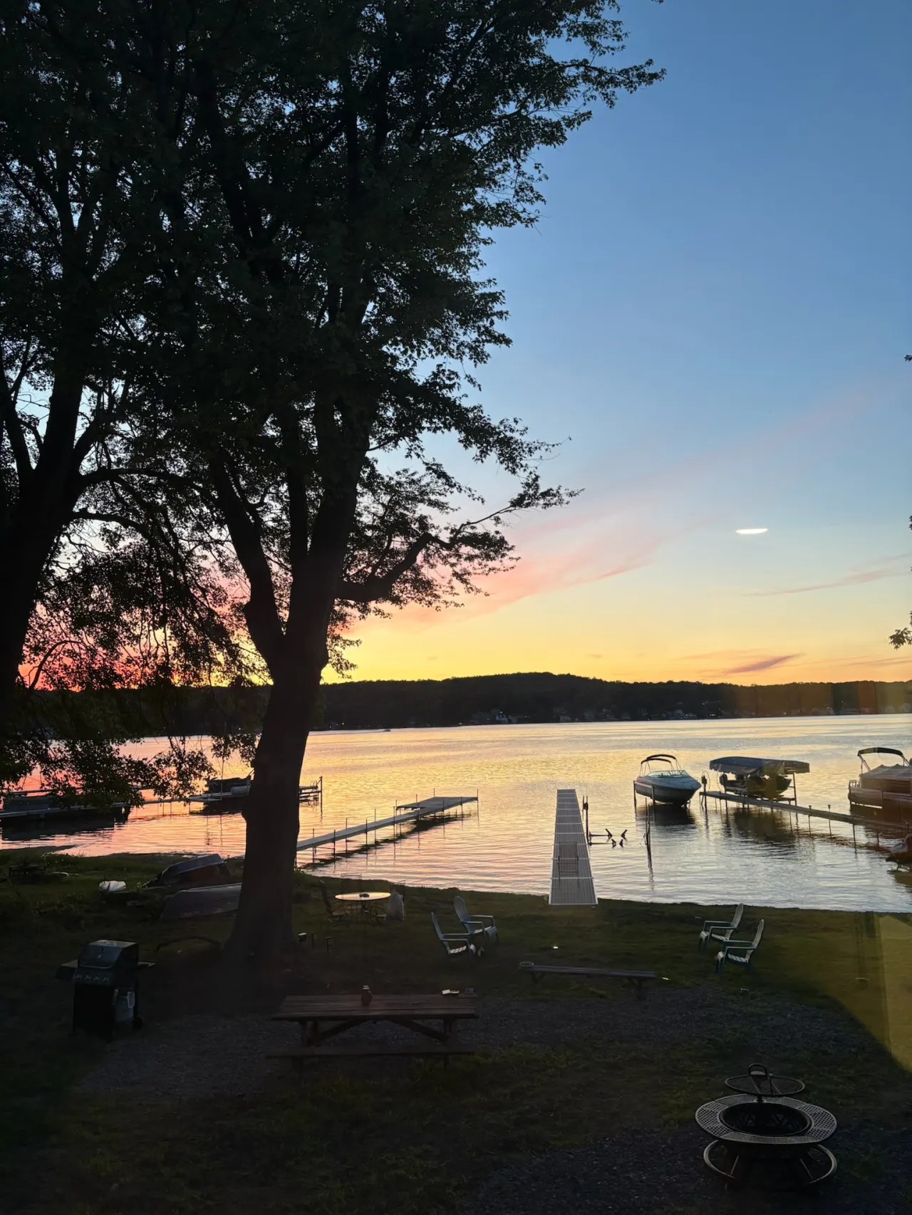 The Conesus Cottages - Private 3-Home Lakefront Retreat 11