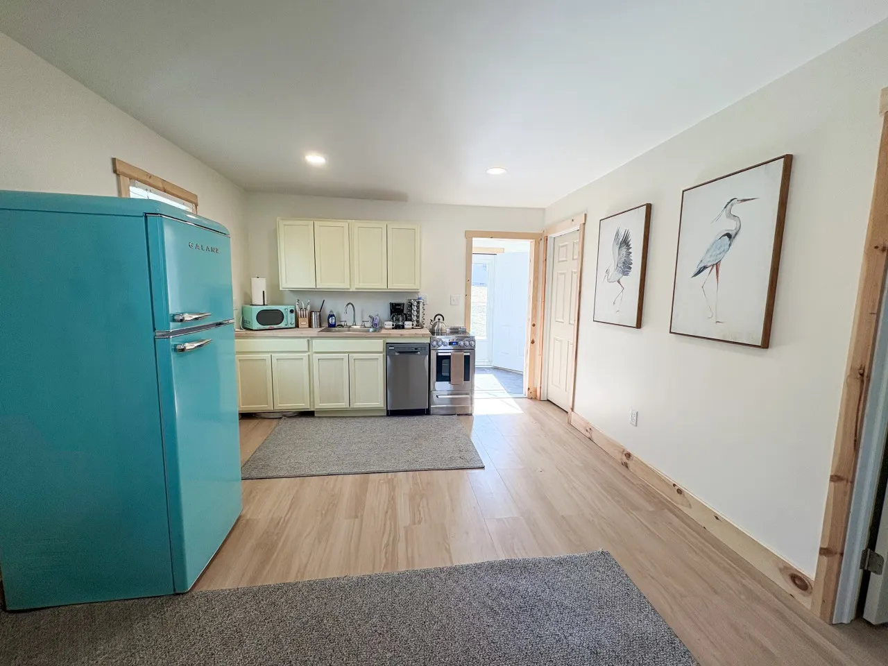 The Conesus Cottages - Private 3-Home Lakefront Retreat 16