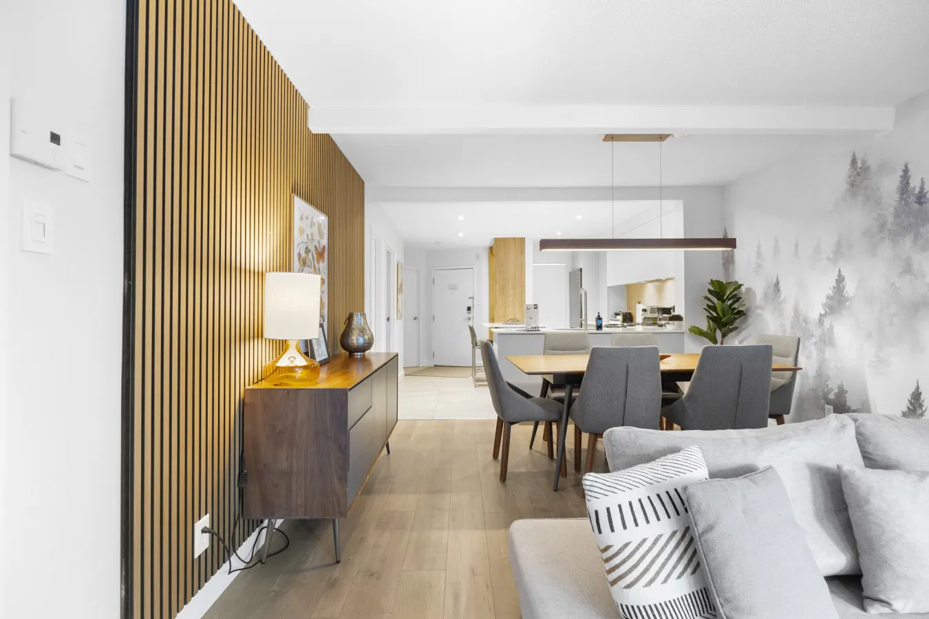 Chic Mt-Tremblant Condo with View on the Lake - Bloc L unit 322 7