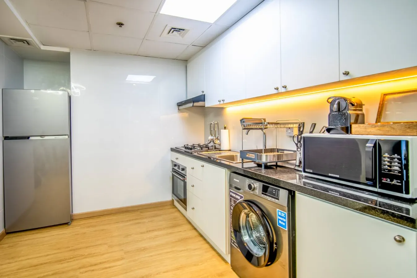 Dubai Marina - Luxury Studio Apartment 13