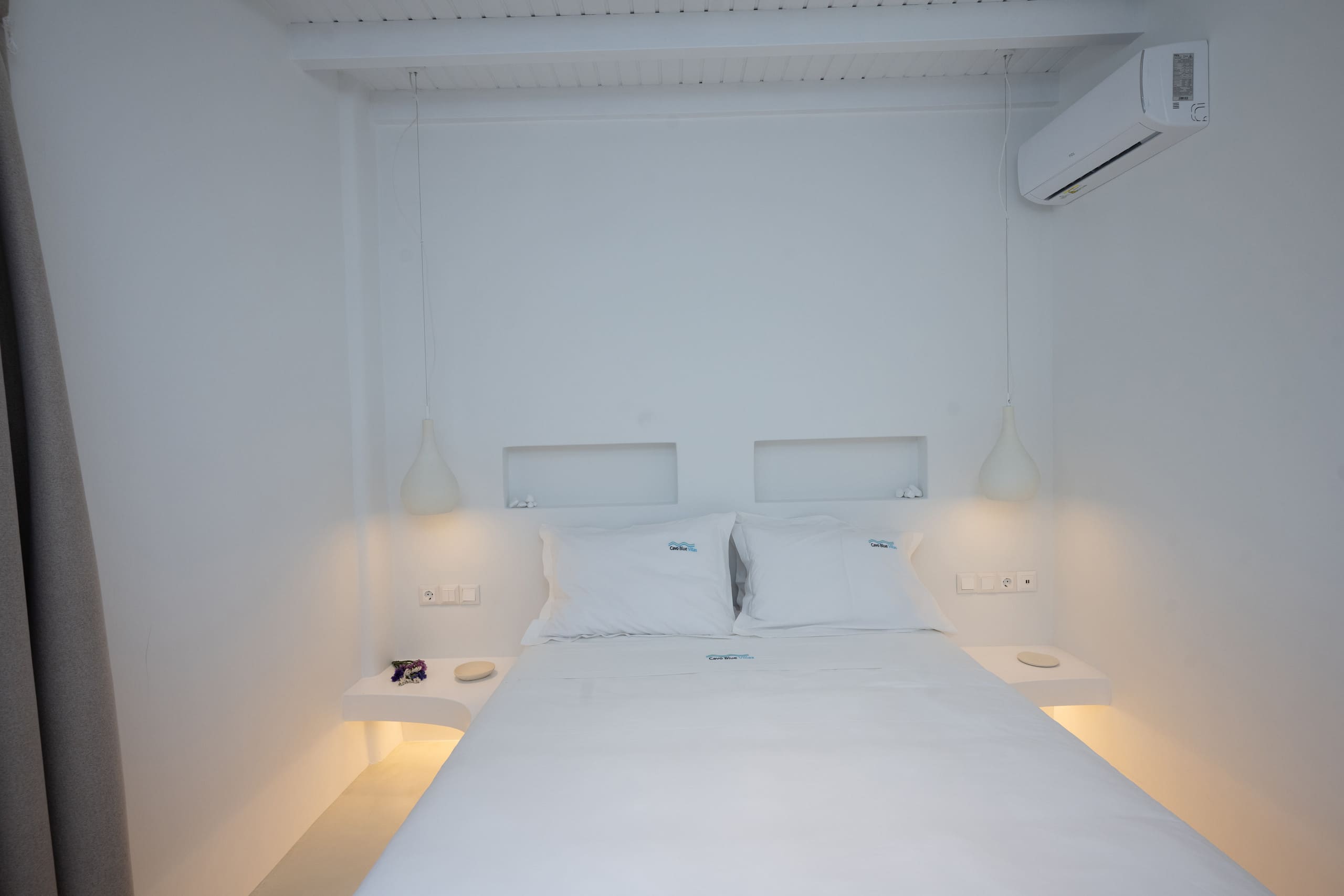 Cavo Blue Deluxe Villa 2 with shared pool 11