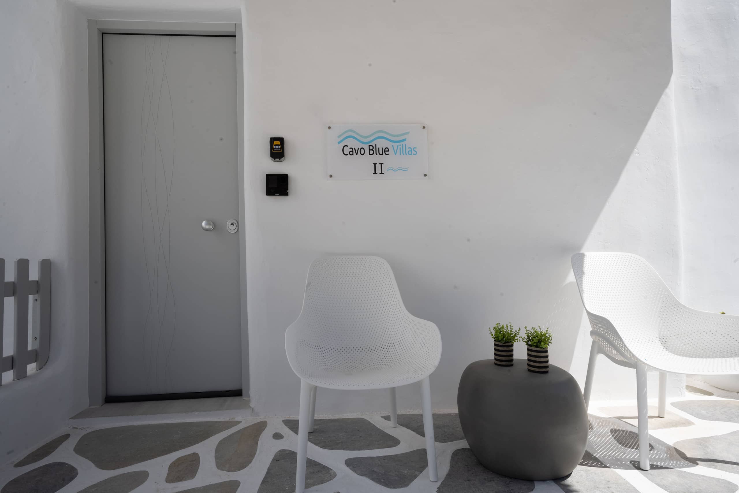 Cavo Blue Deluxe Villa 2 with shared pool 37