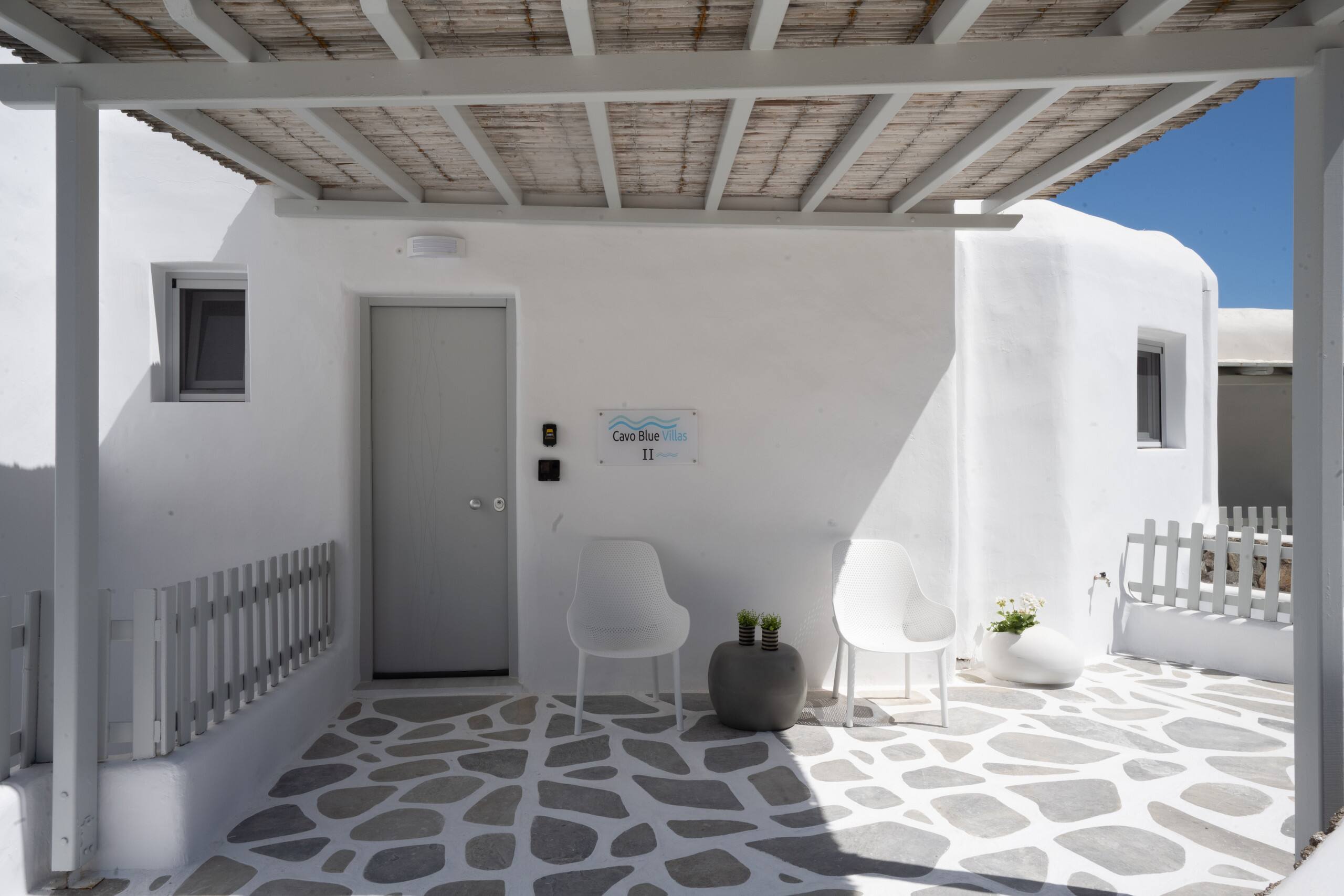 Cavo Blue Deluxe Villa 2 with shared pool 38