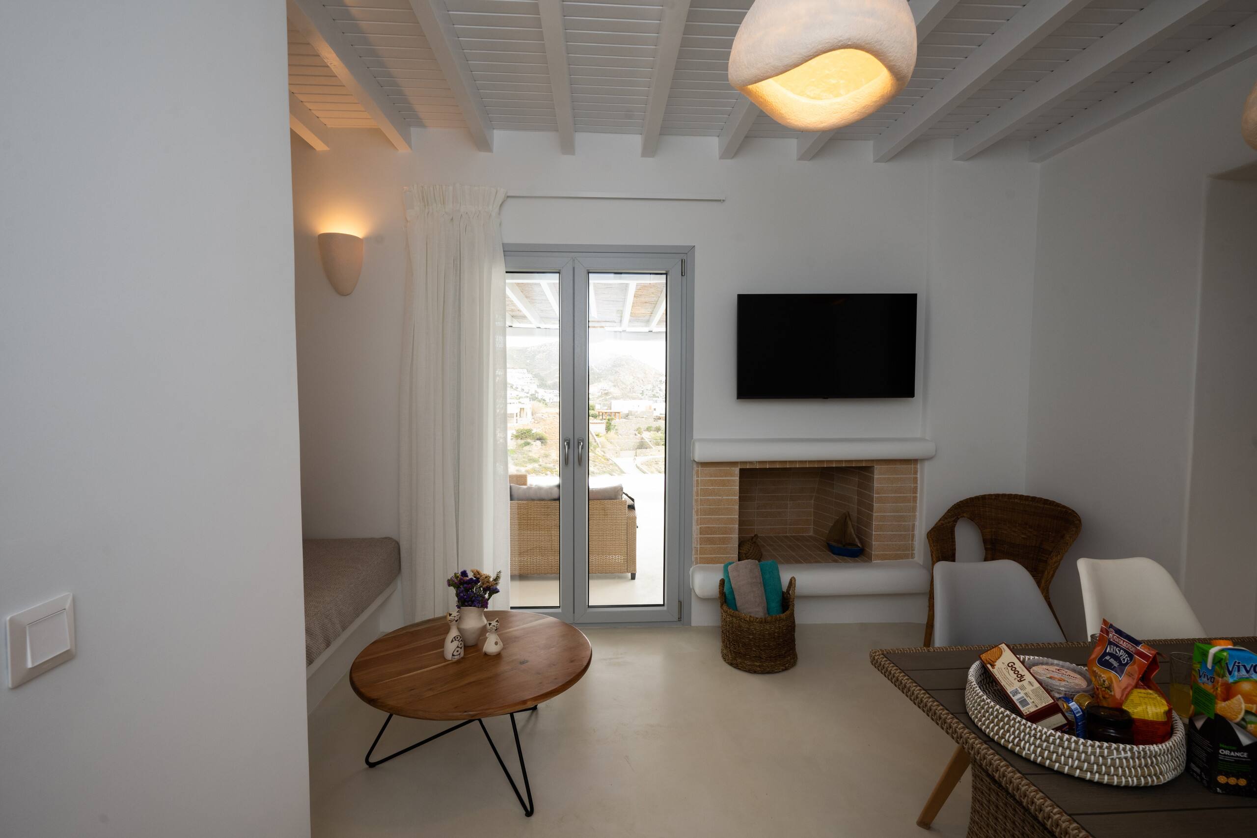 Cavo Blue Deluxe Villa 2 with shared pool 9