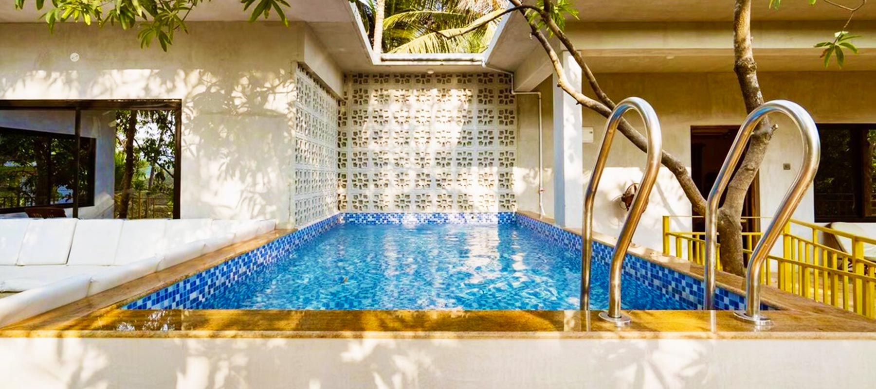 Private A/C Room in charming Villa @colombhouse 9