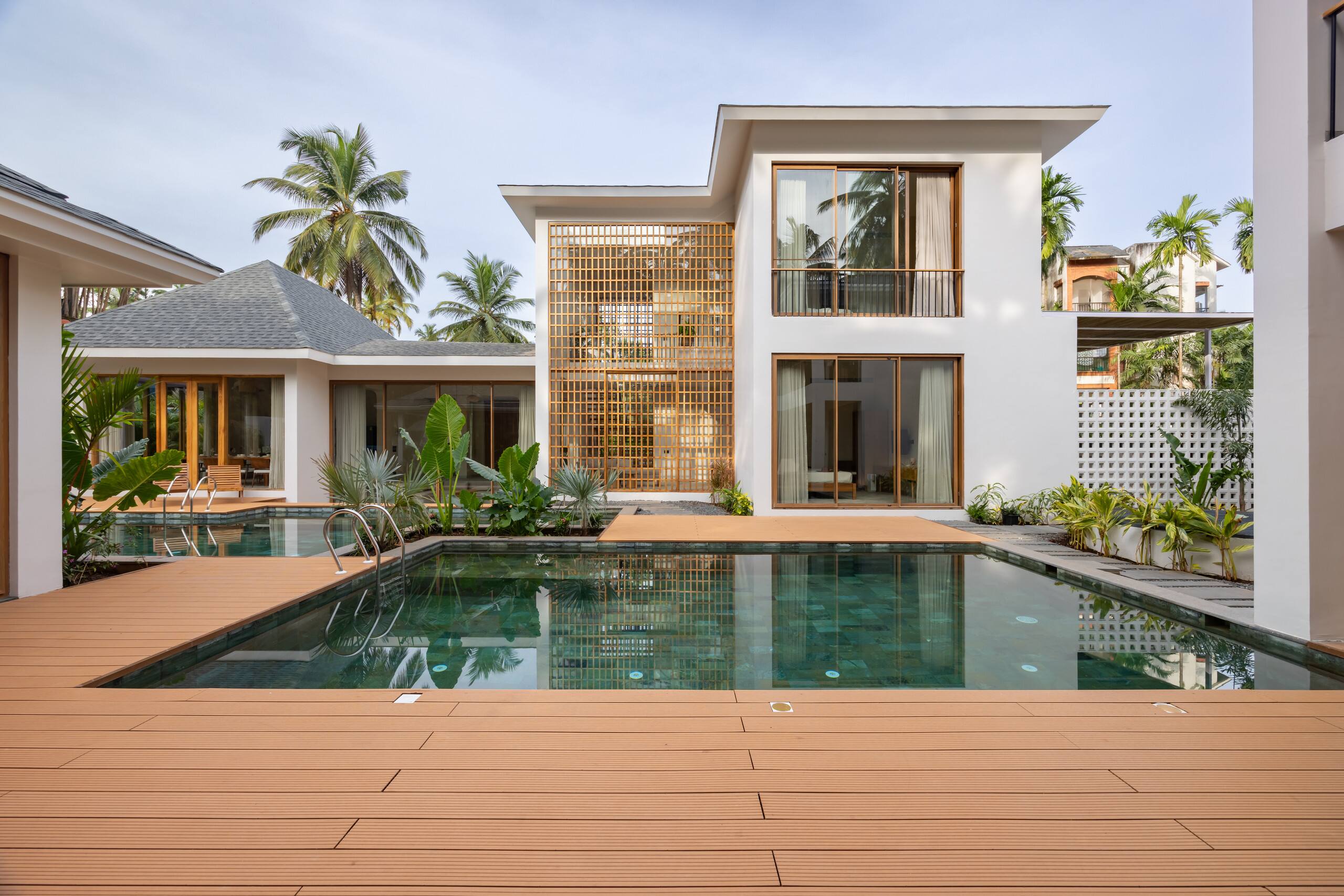 House of Bashō- 8 BHK Boutique villa by Soham