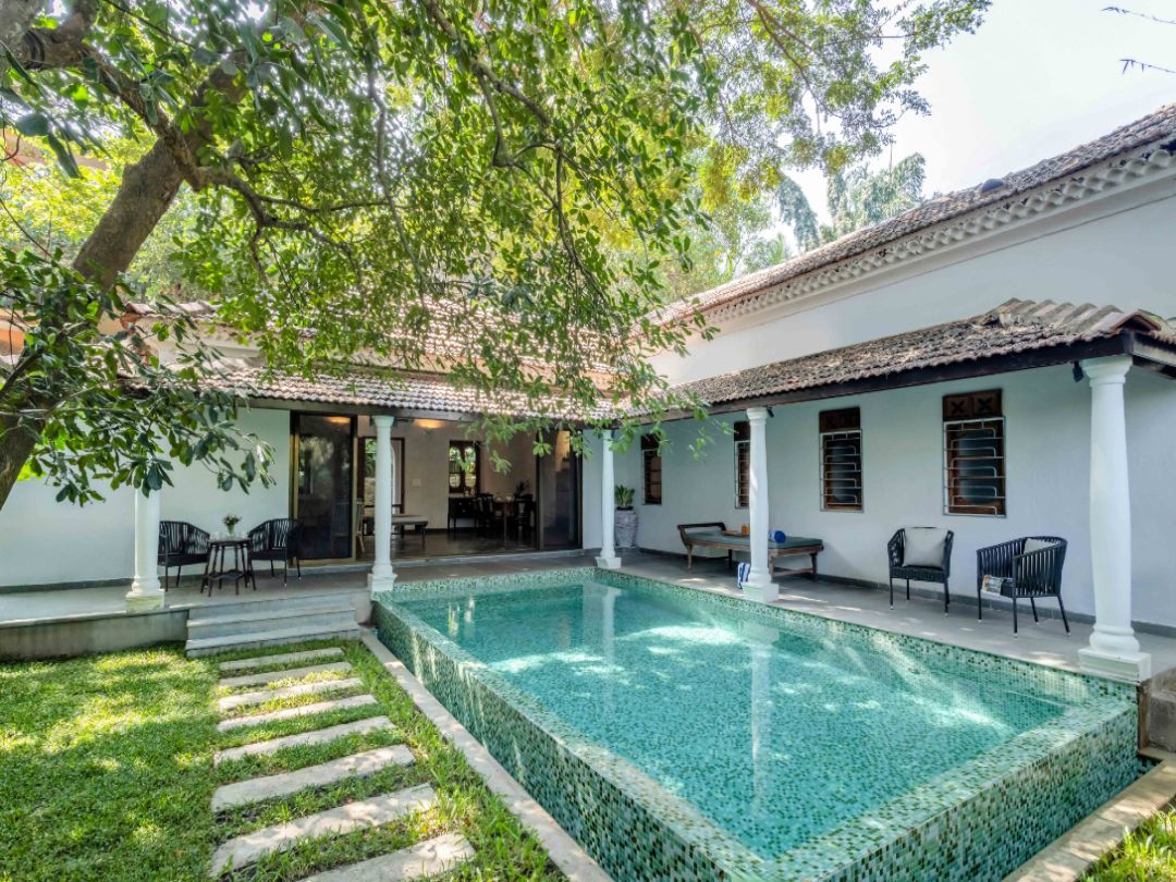 A warm cozy villa nestled in the forest of Sucorro 13