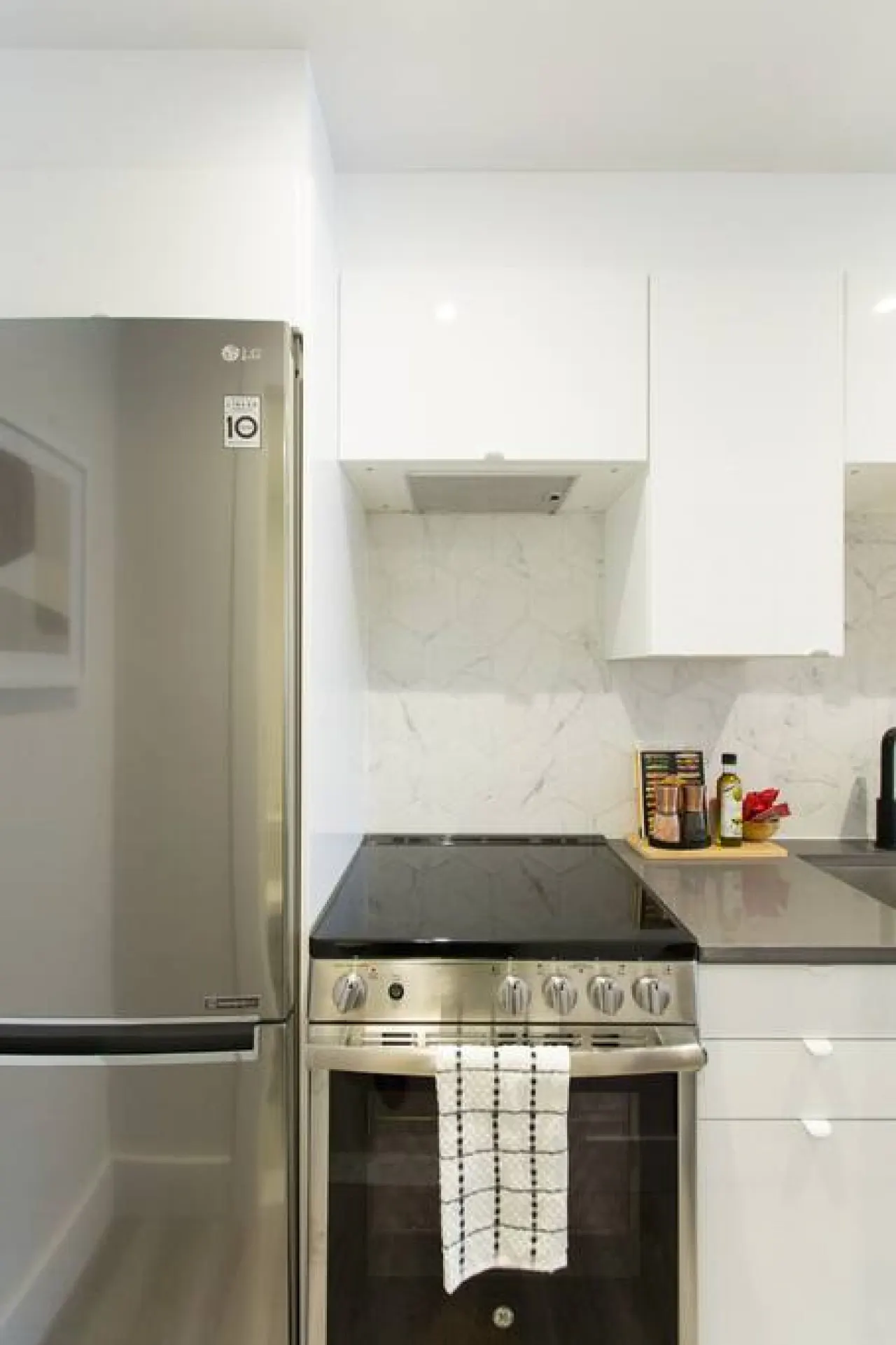 Little Italy - 16 Studio Apartment-Hotel in Little Italy 18