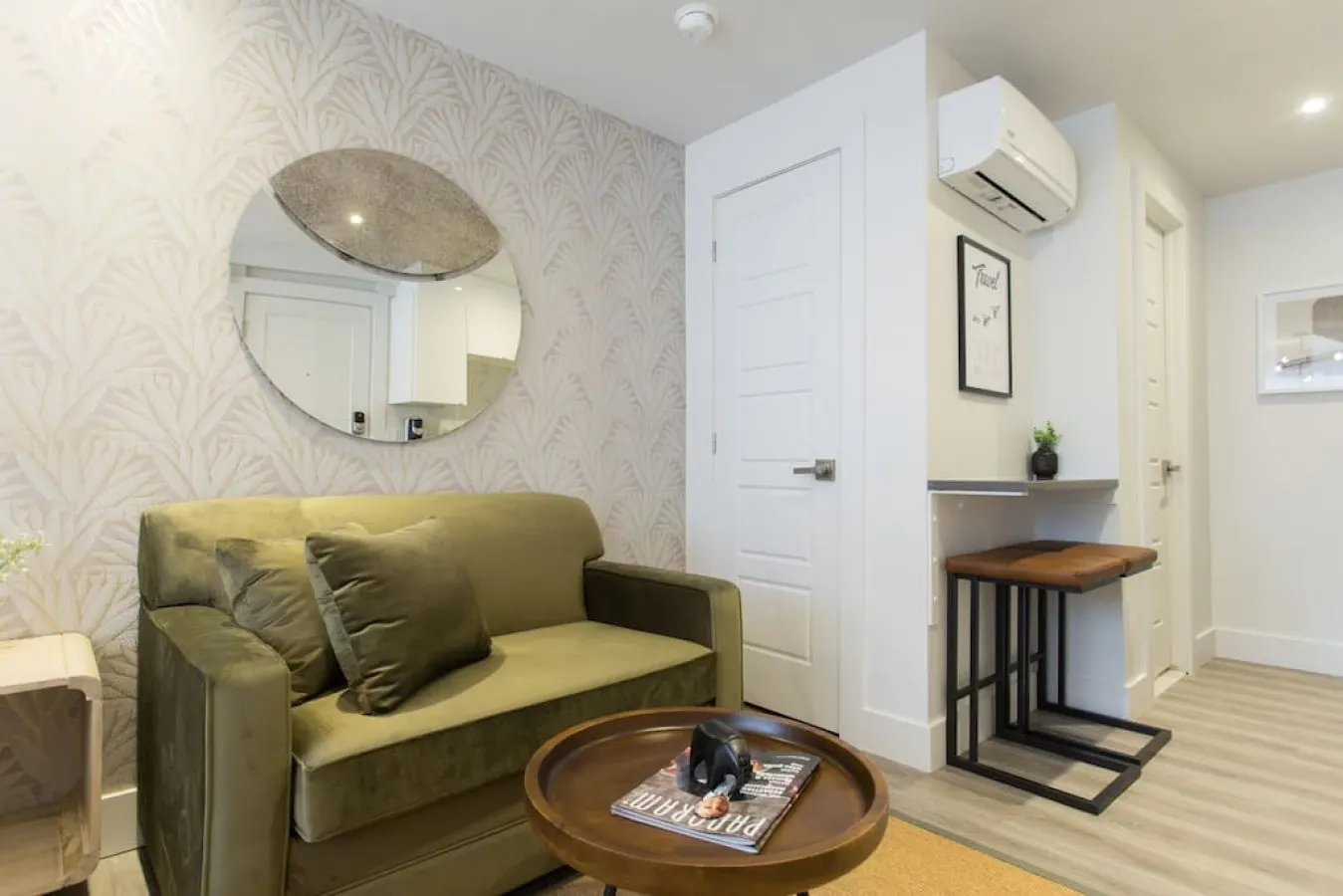 Little Italy - 16 Studio Apartment-Hotel in Little Italy 6