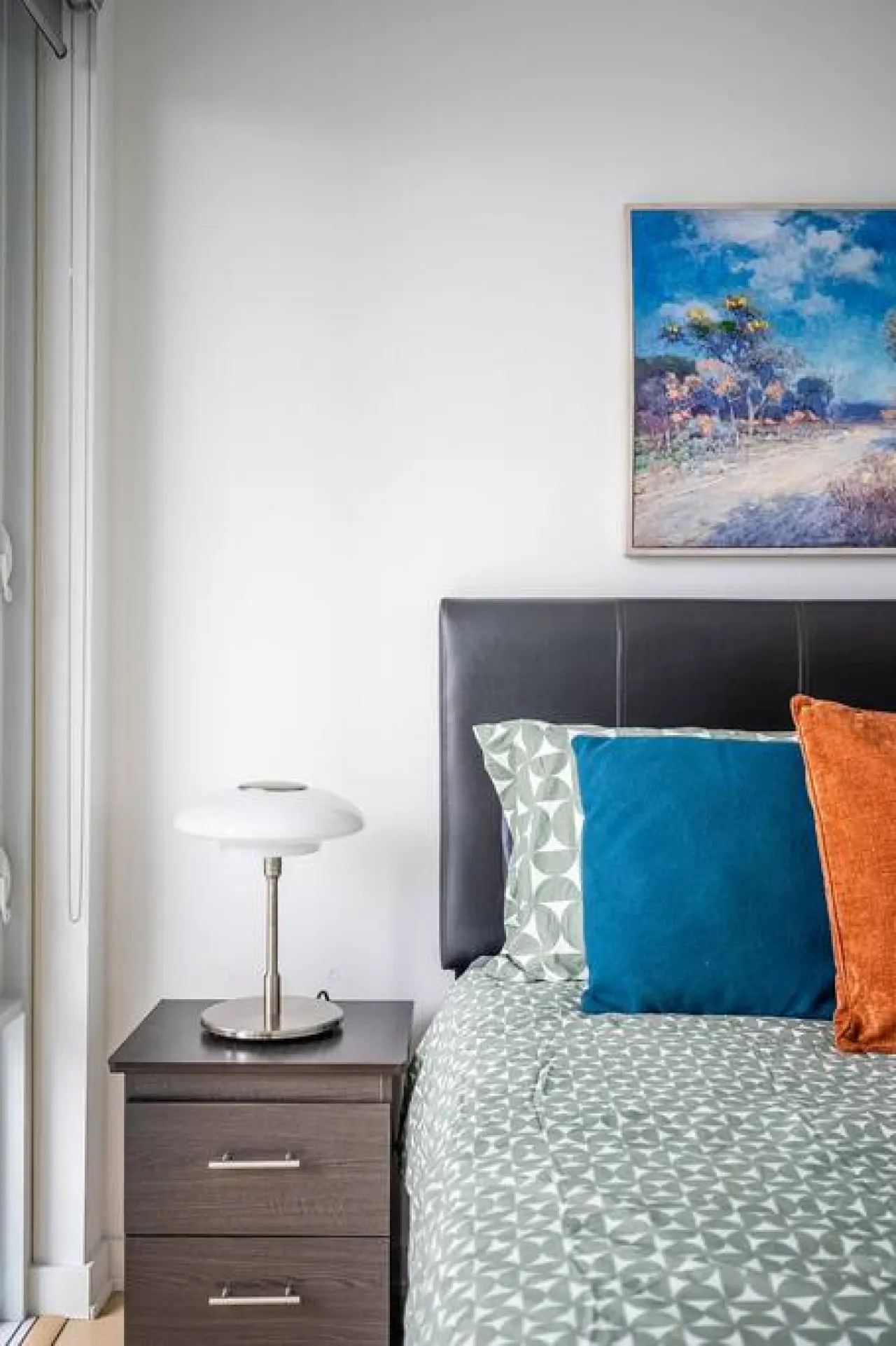 Stylish 1BR Suite Prime Location Sleeps 3 20