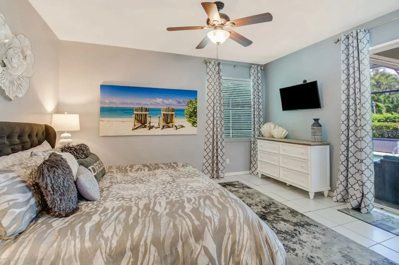5* Florida living. Stylish & tranquil pool home in Briarwood 19