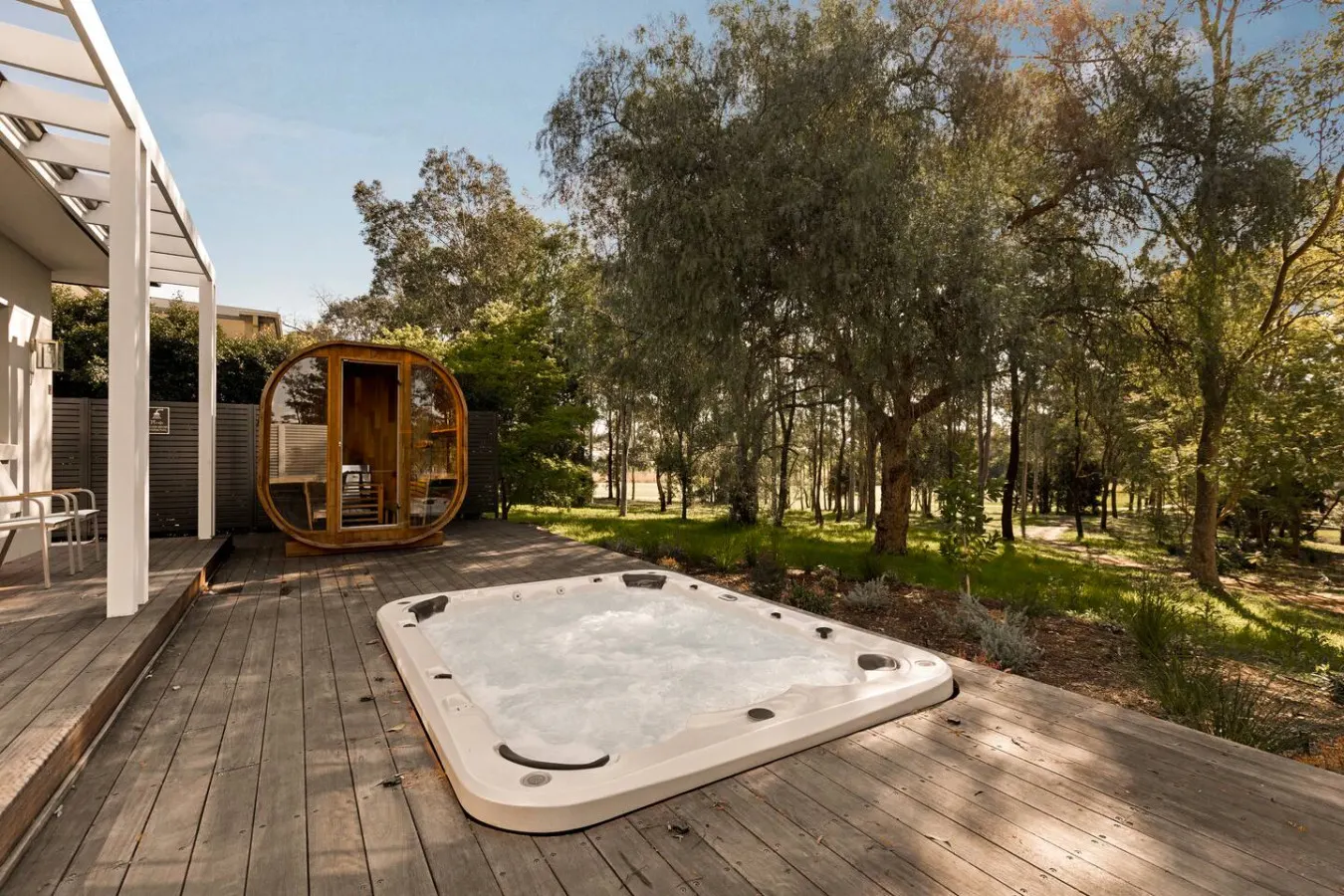 Mahogany - 5 Ensuite Bedrooms, Spa & Sauna, Indoor-Outdoor Luxury at The Vintage