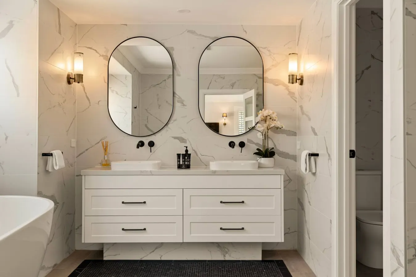 Mahogany - 5 Ensuite Bedrooms, Spa & Sauna, Indoor-Outdoor Luxury at The Vintage 9