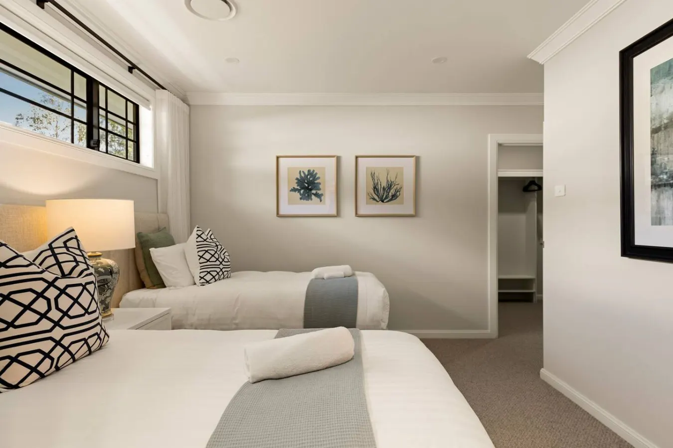 Mahogany - 5 Ensuite Bedrooms, Spa & Sauna, Indoor-Outdoor Luxury at The Vintage 17