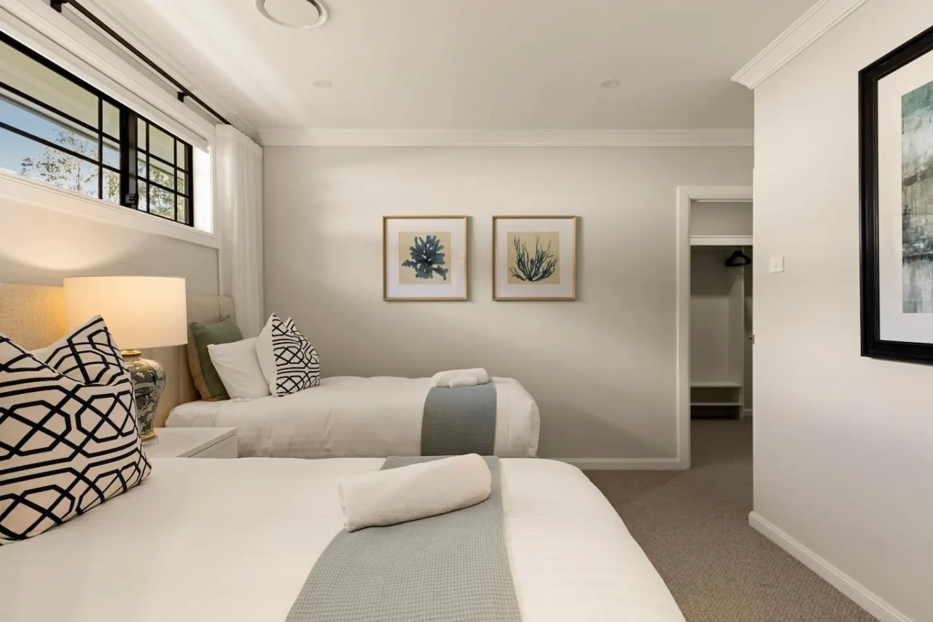 Mahogany - 5 Ensuite Bedrooms, Spa & Sauna, Indoor-Outdoor Luxury at The Vintage 19