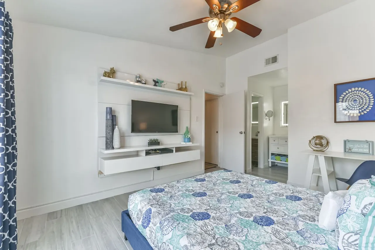 Coastal Paradise 2 Bedrooms Pool by Rose 16