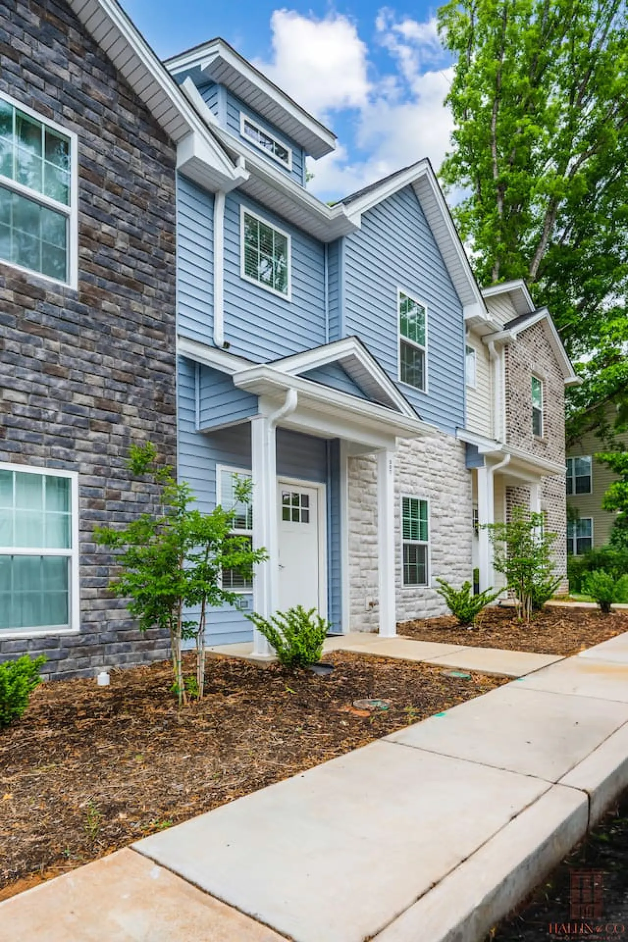 Luxury Getaway 5 MIN to Liberty University 4BR 2