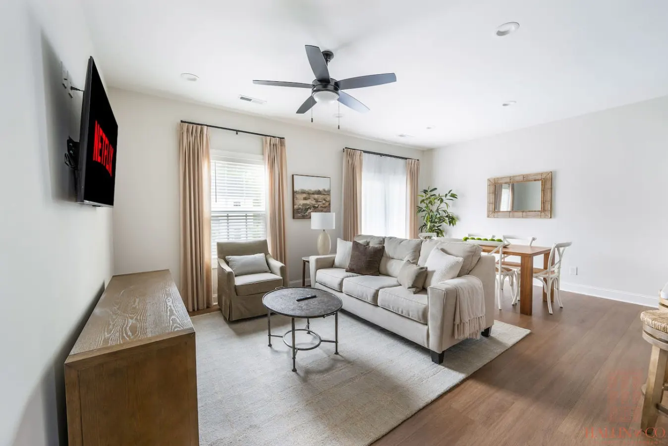 Luxury Getaway 5 MIN to Liberty University 4BR 10
