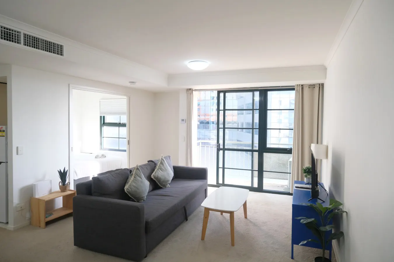 Readyset Apartments on Spencer North - 3Bedrooms - LTA1
