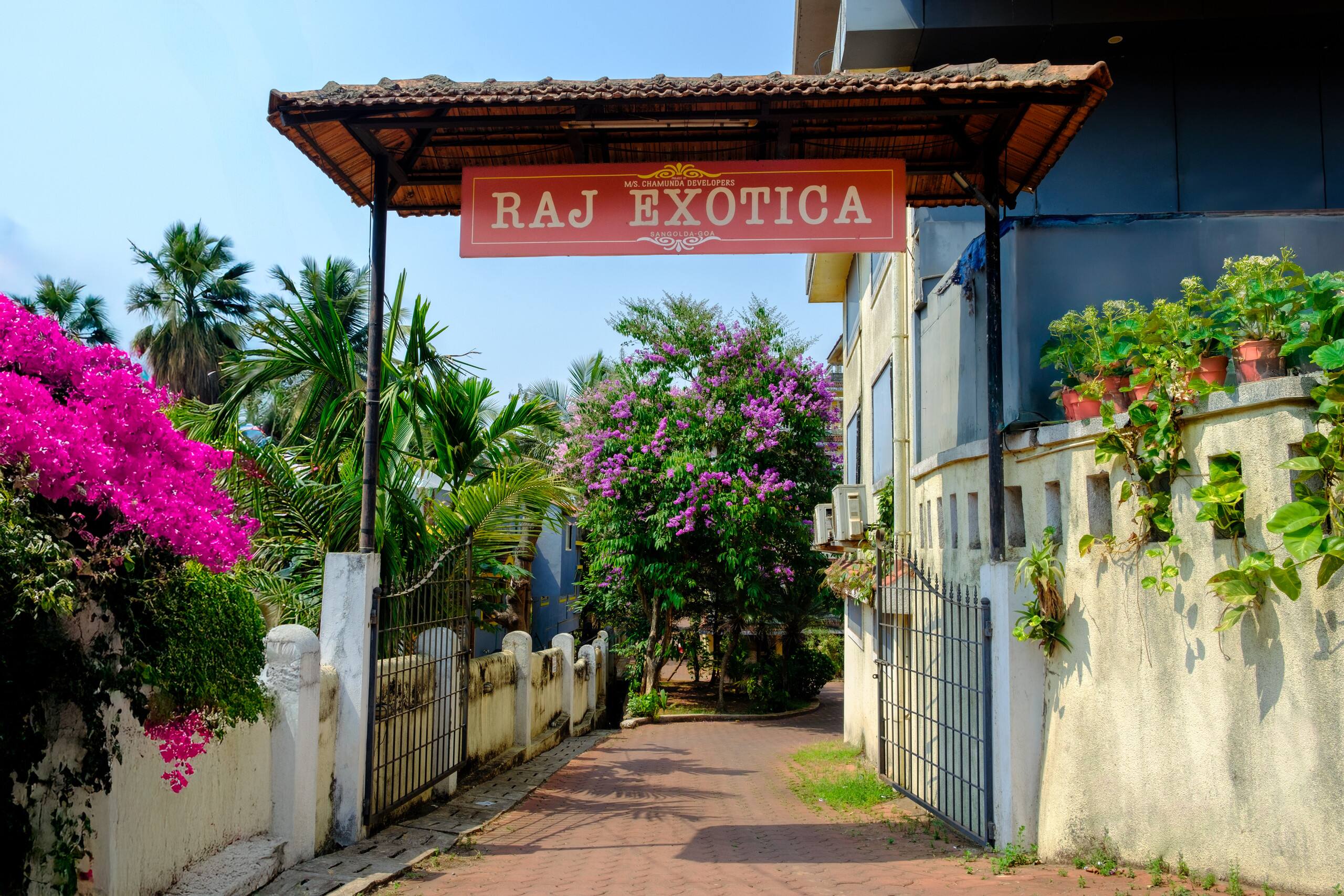 Cozy 2 BHK FieldView Appt Near Calangute Beach 22