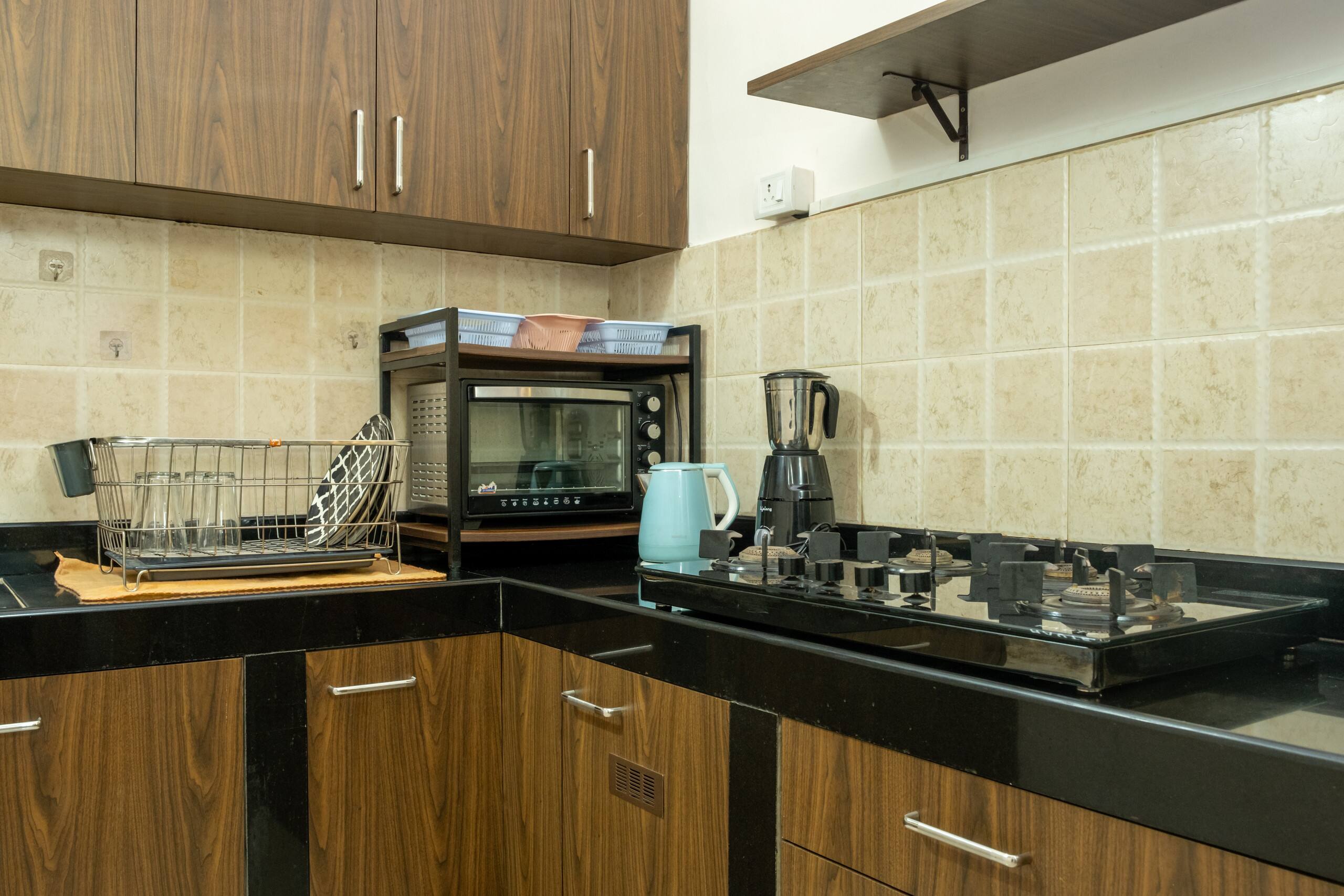 Cozy 2 BHK FieldView Appt Near Calangute Beach 14