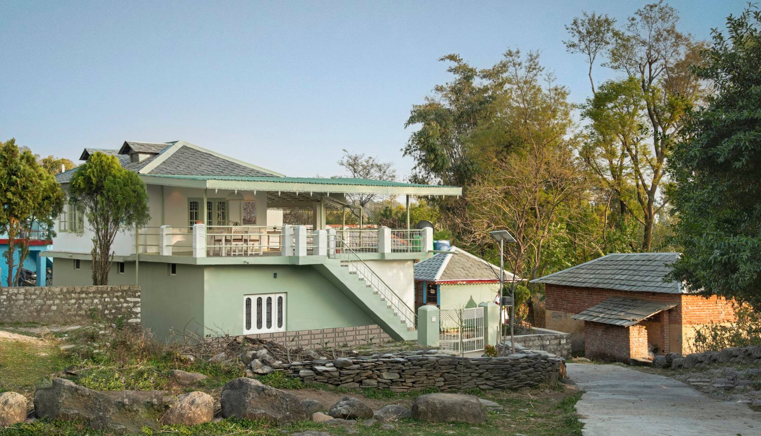 Ahmiyat - Cosy 2 bedroom Cottage in a Village 2