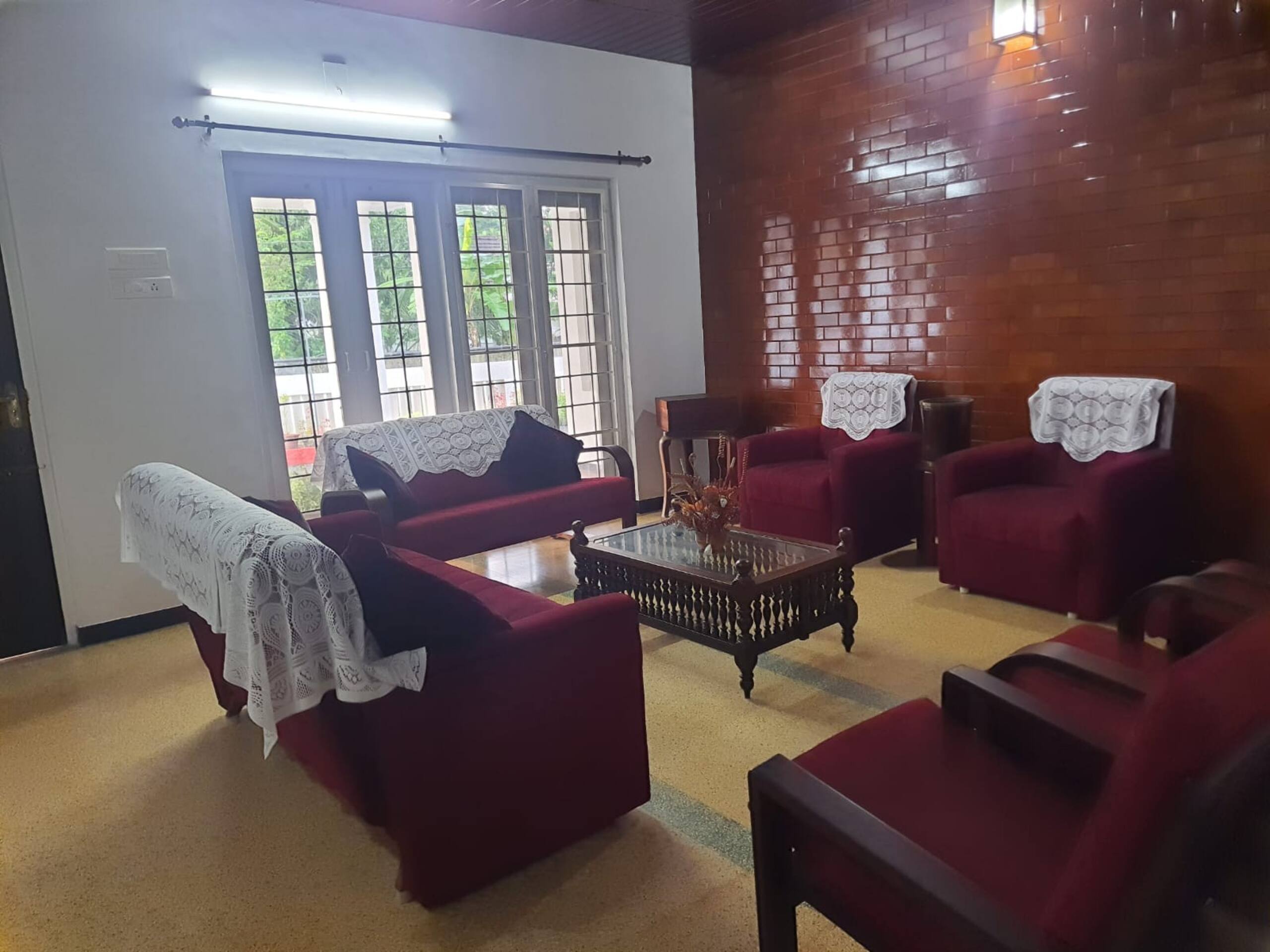 "Maya Aangan" House in Kottayam 10
