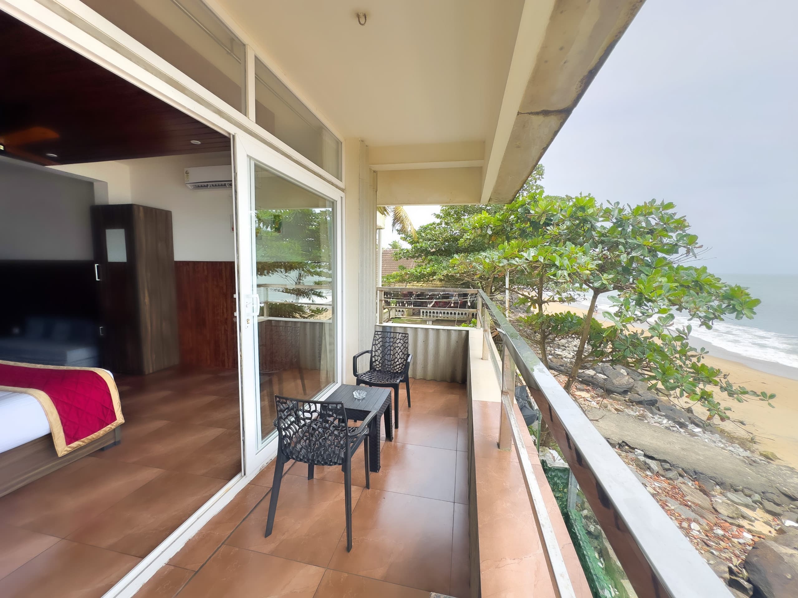 The Cabana - Luxurious Oceanfront Villa 16