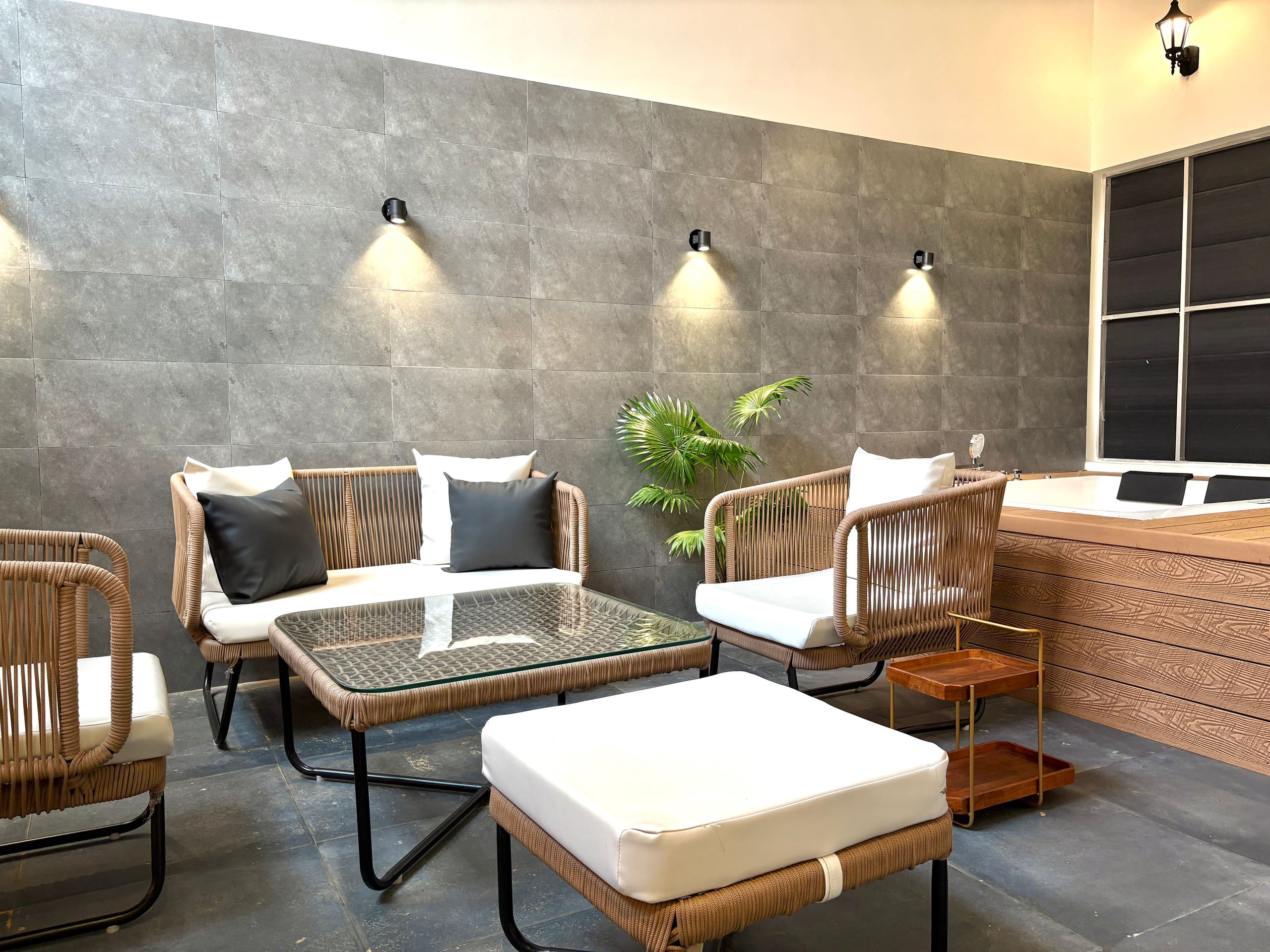 Romantic Jacuzzi 1BHK Candolim | Mirashya UG10 1