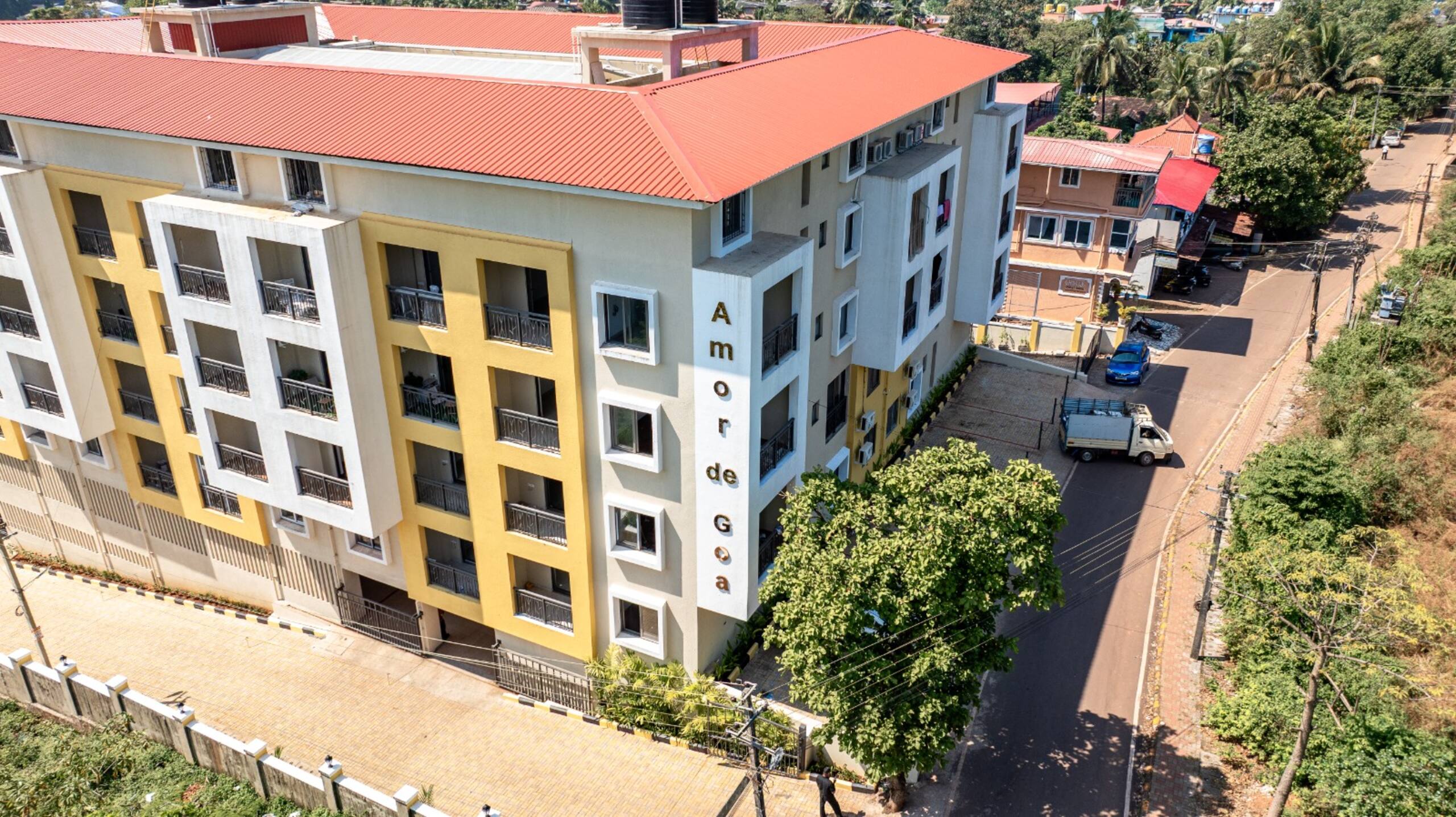 Romantic Jacuzzi 1BHK Candolim | Mirashya UG10 29