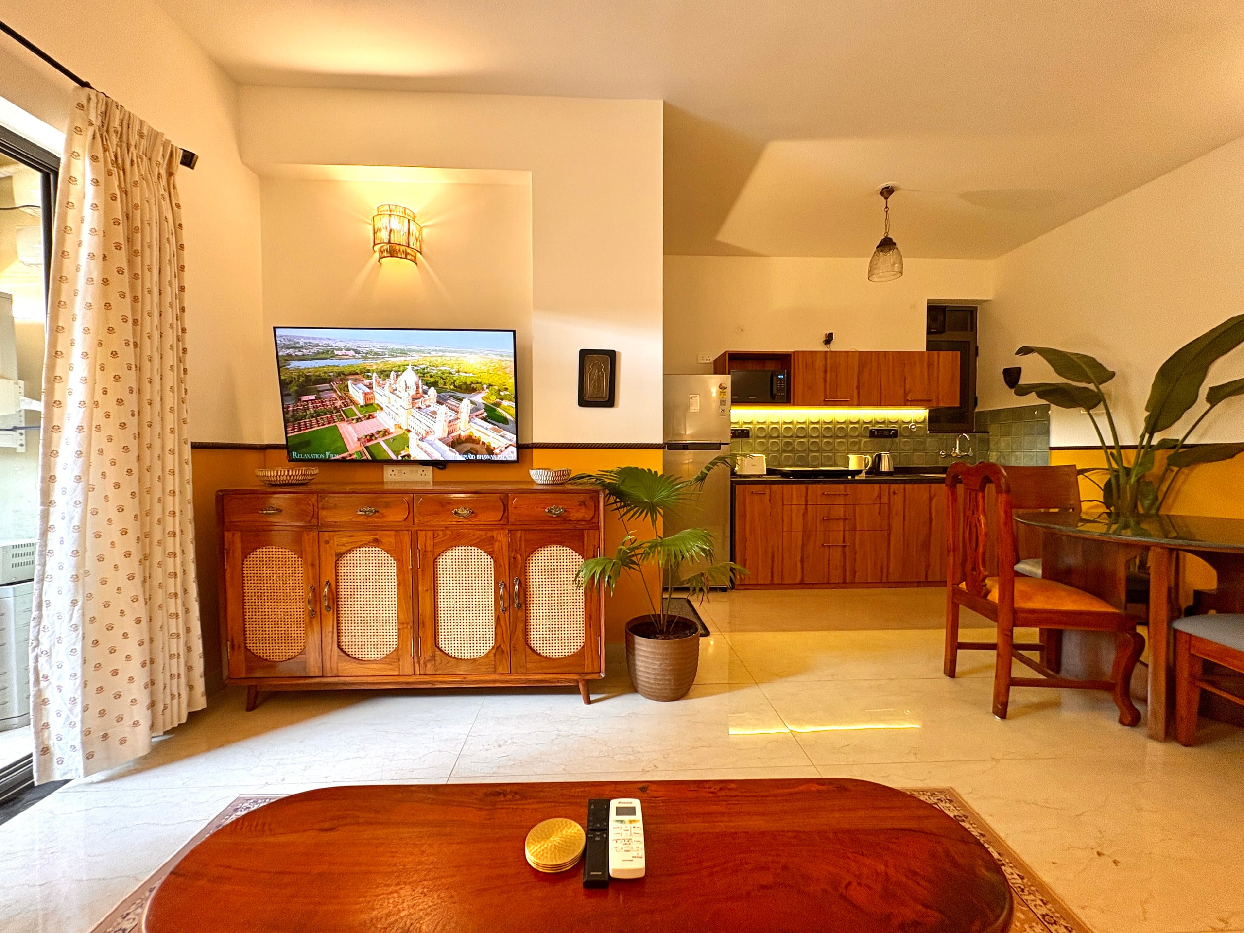 Romantic Jacuzzi 1BHK Candolim | Mirashya UG10 10