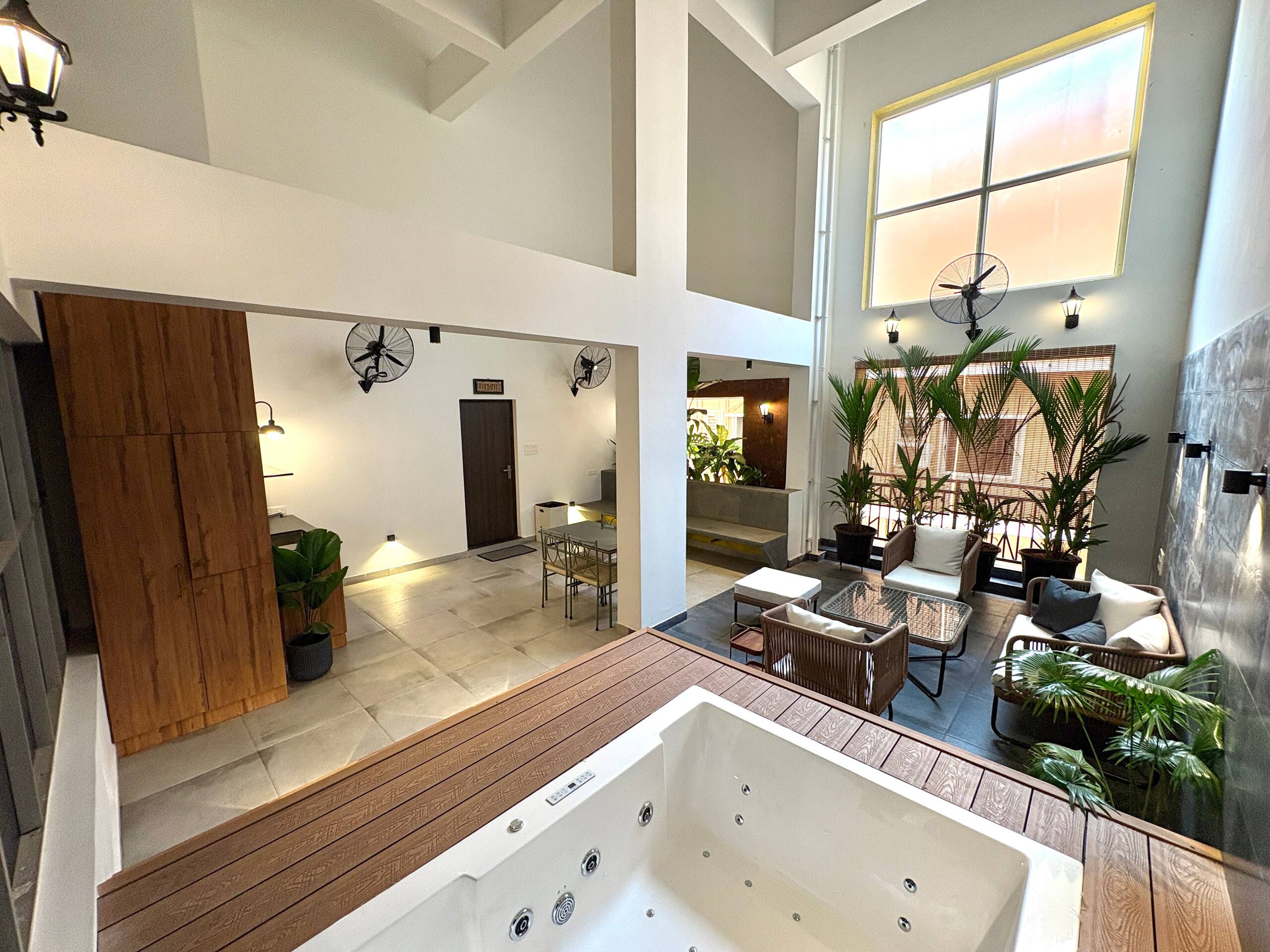 Romantic Jacuzzi 1BHK Candolim | Mirashya UG10 32