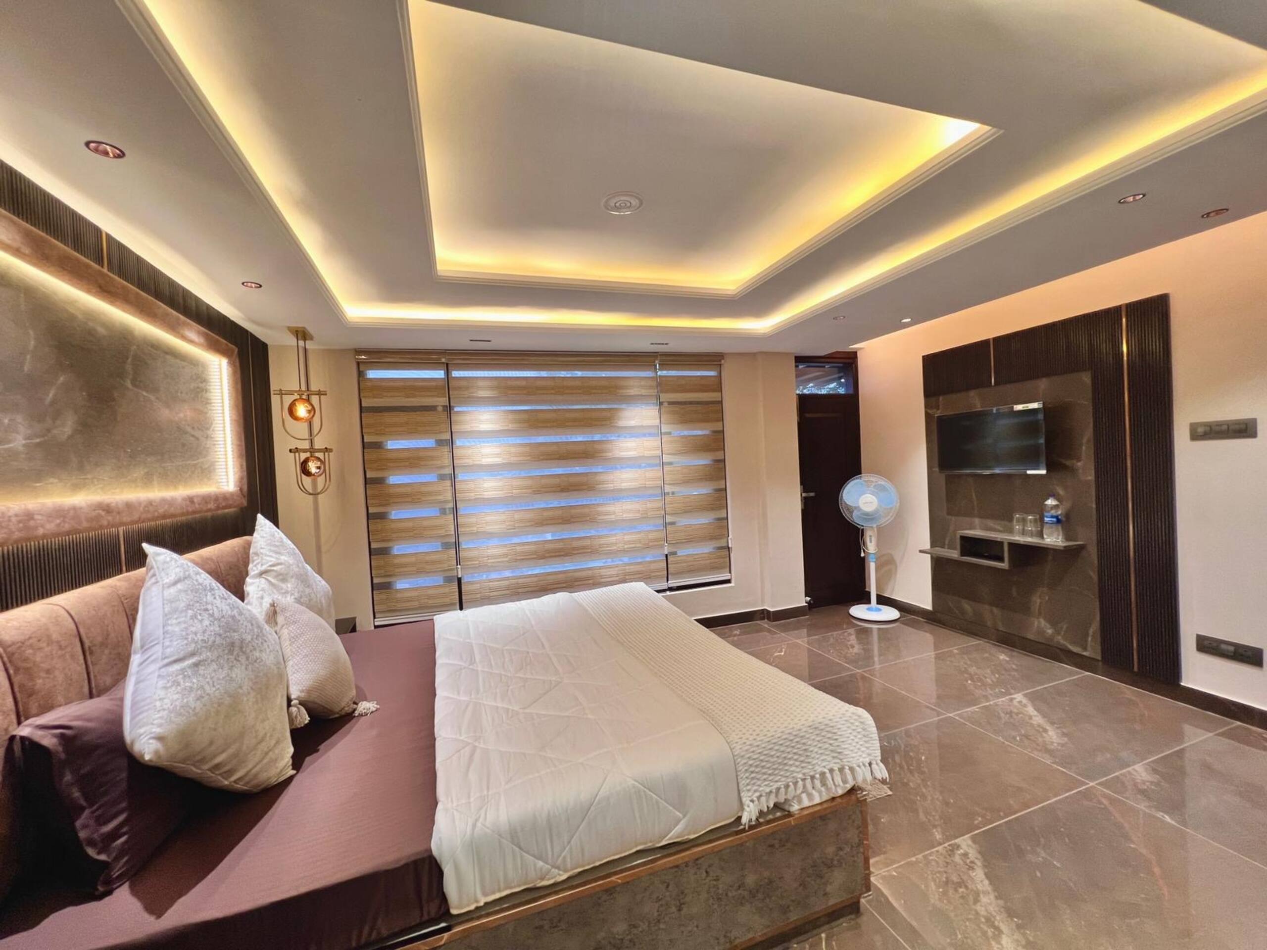The Luxe -Uptown Boutique Homes 2