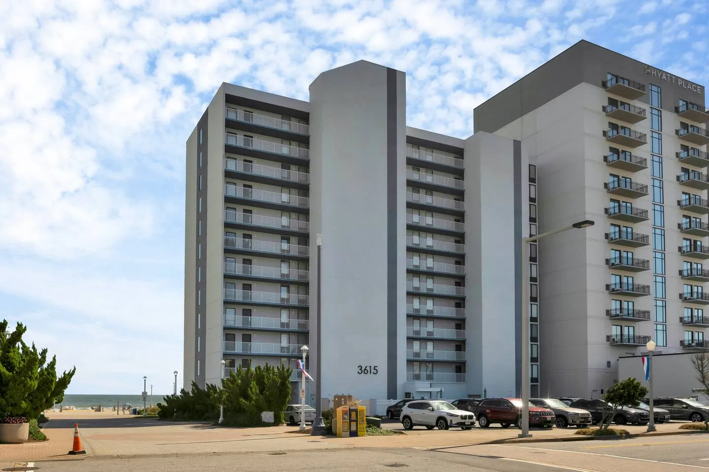 Ocean Front! Pristine 2br2bath condo ON the beach! 4