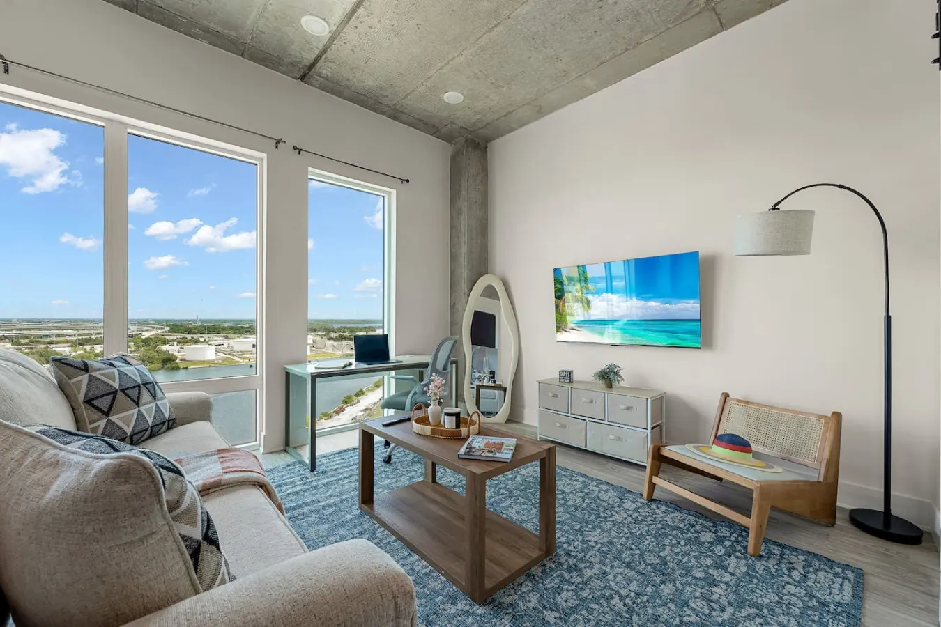 Channelside: Steps to DT, Amalie Arena, Conventions